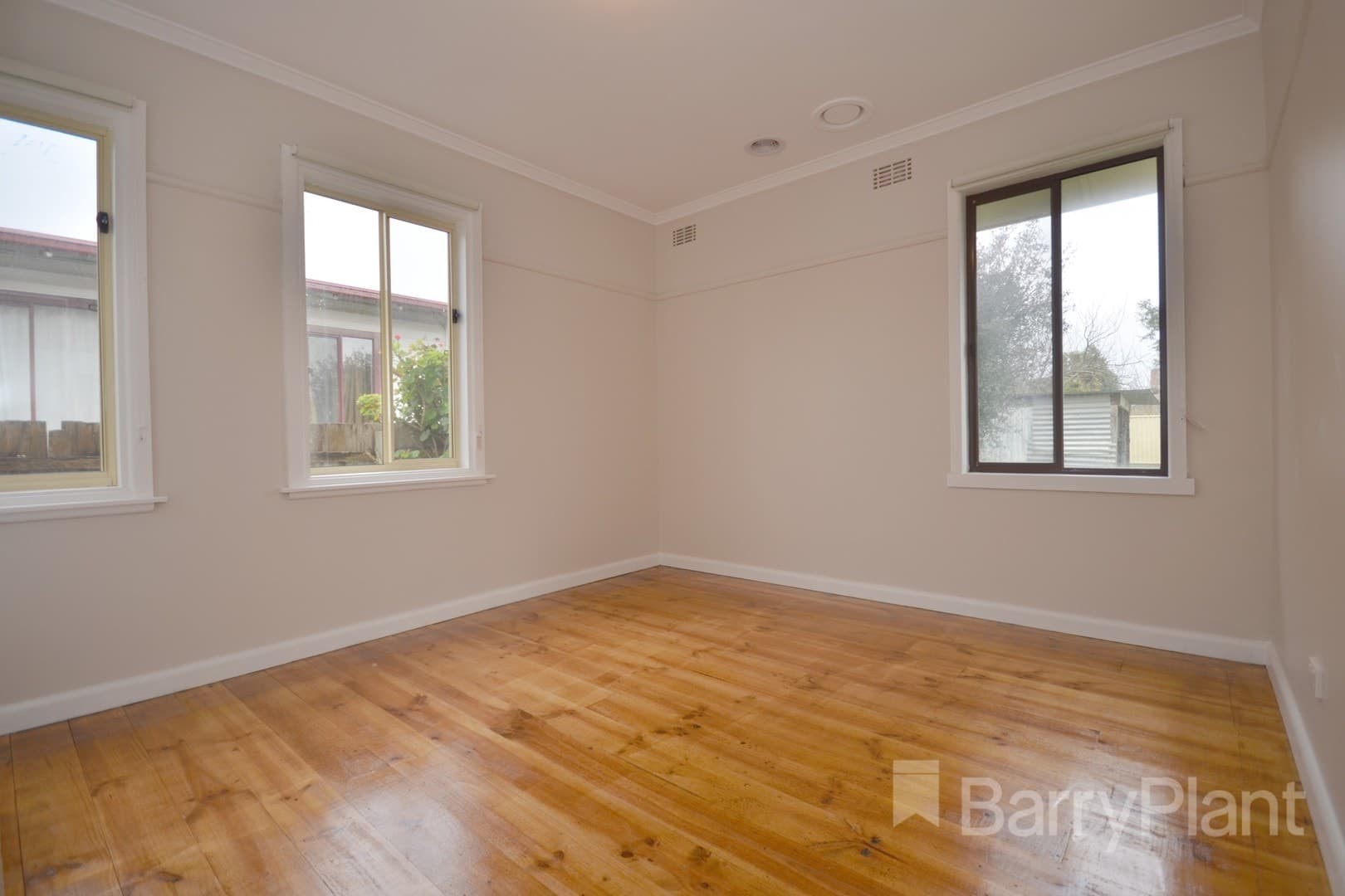 439 Gillies Street North, Wendouree, VIC 3355, Wendouree - Thumbnail 5