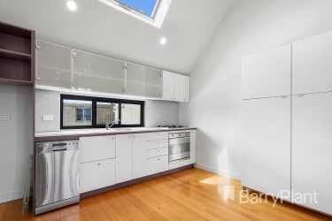 12/90 Grey  Street, St Kilda, VIC 3182, St Kilda - Thumbnail 2