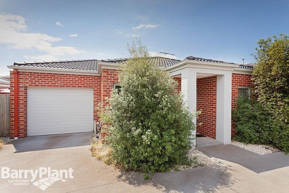 2/40 Toledo Crescent, Point Cook, VIC 3030, Point Cook - Image 1