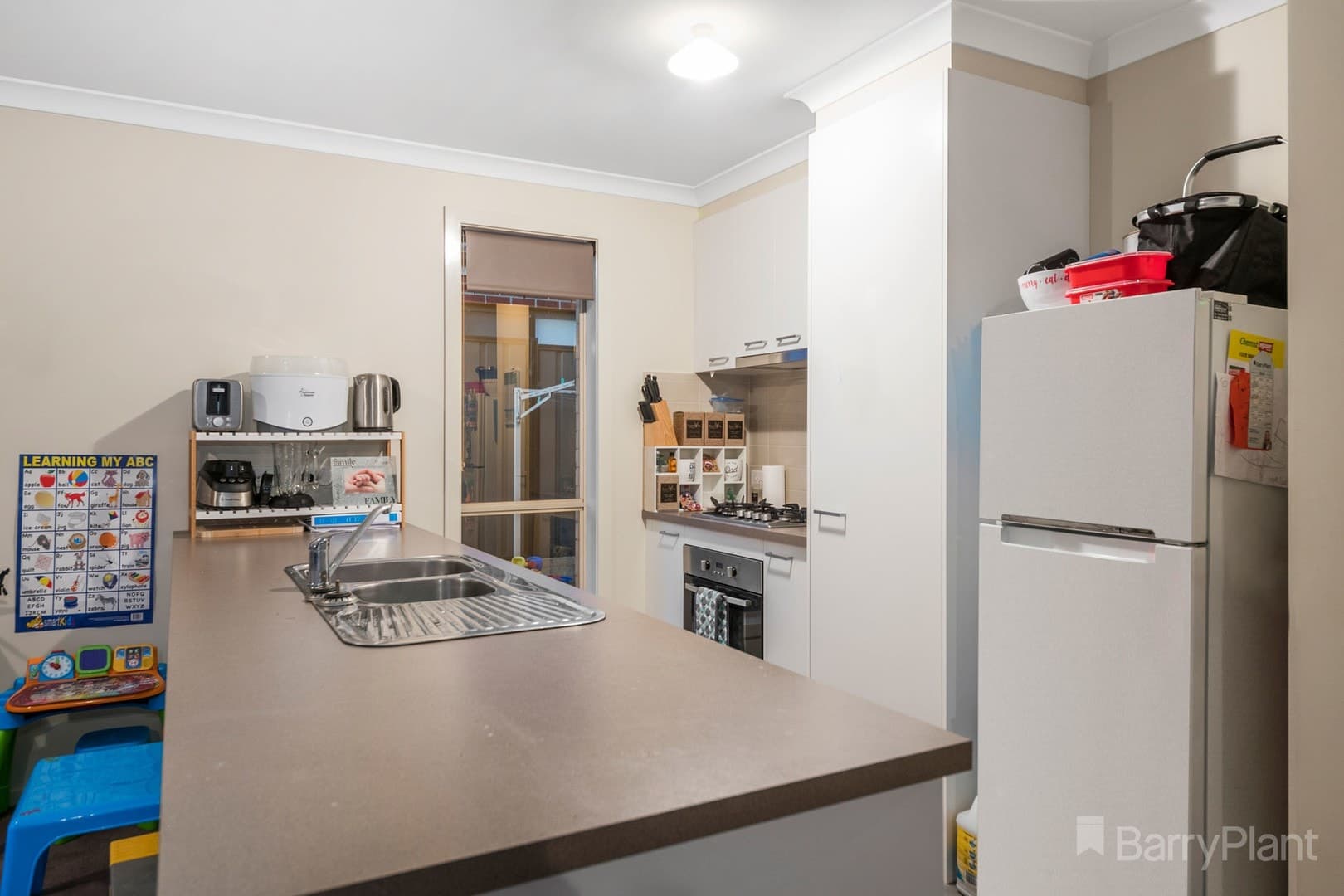 9 Pointer Drive, Pakenham, VIC 3810, Pakenham - Thumbnail 5