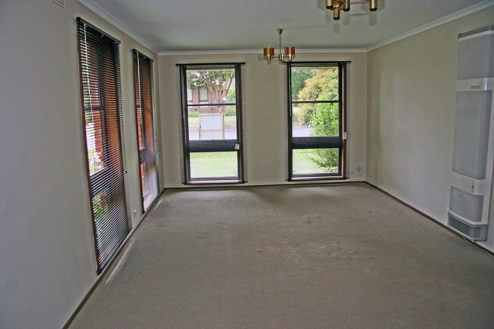 31 Bambra Street, Croydon, VIC 3136, Croydon - Thumbnail 4