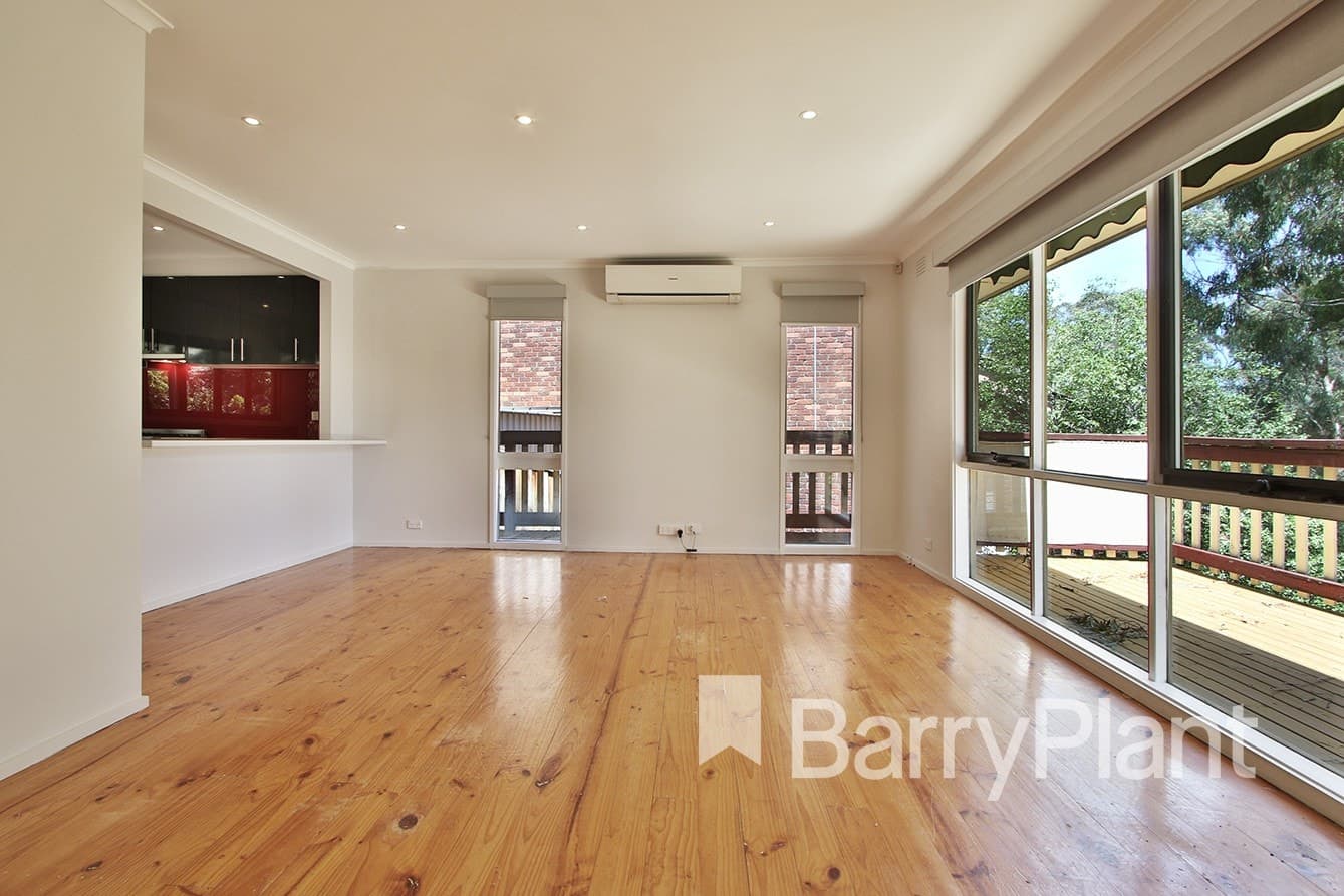 68 Corowa Crescent, Greensborough, VIC 3088, Greensborough - Thumbnail 2