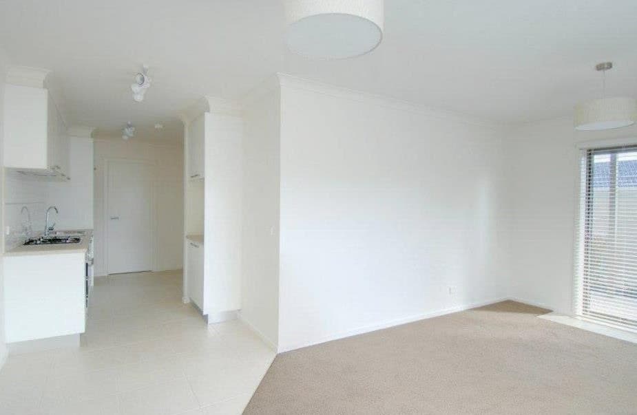 24 Balanada Close, Alfredton, VIC 3350, Alfredton - Thumbnail 4