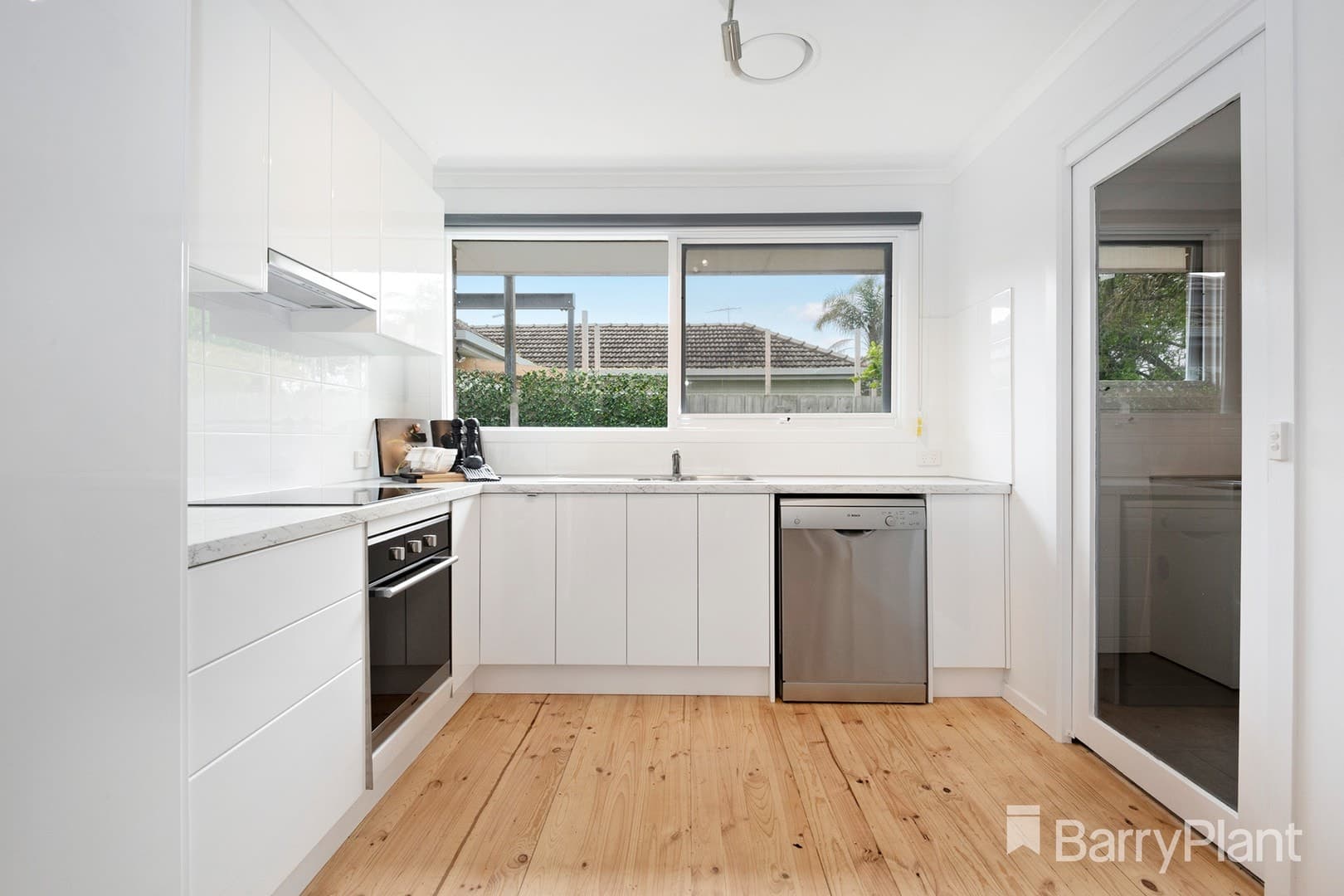 1/11 Sheridan Avenue, Frankston, VIC 3199, Frankston - Thumbnail 3