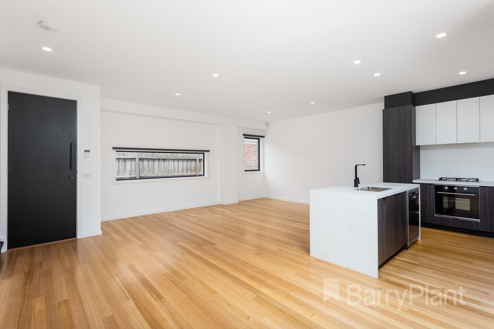 2/4 Monteith Street, Altona North, VIC 3025, Altona North - Thumbnail 3