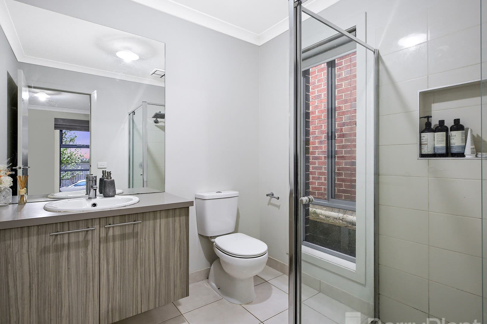5 Midsummer Lane, Drouin, VIC 3818, Drouin - Thumbnail 4
