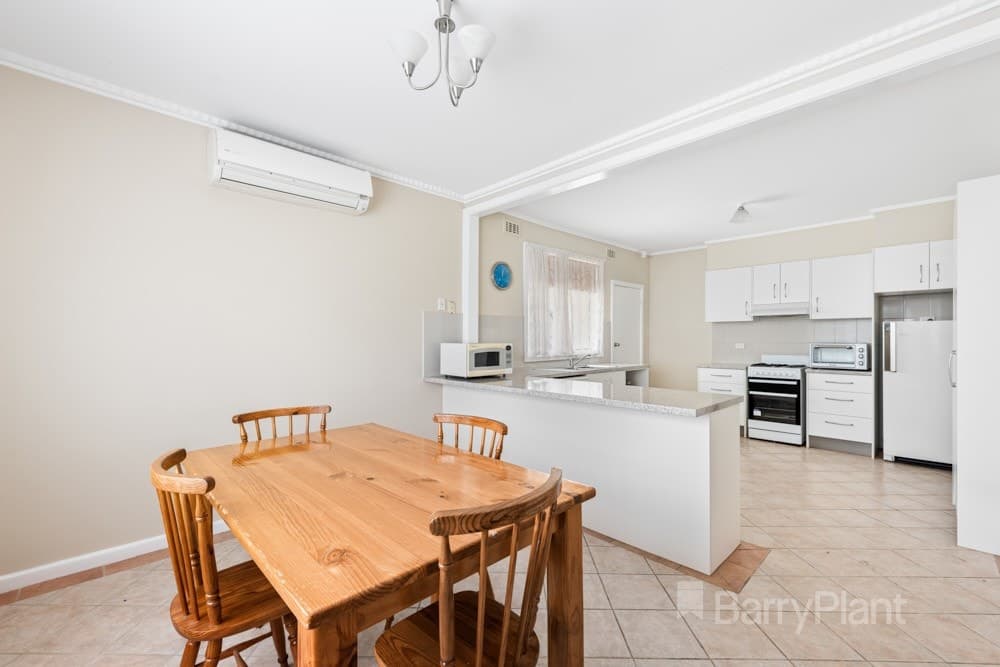 4 Cranley Street, Springvale, VIC 3171, Springvale - Thumbnail 4