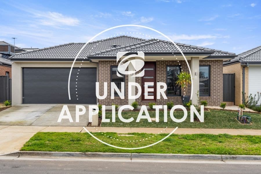 34 Marlborough Road, Berwick VIC 3806, Berwick - Image 1