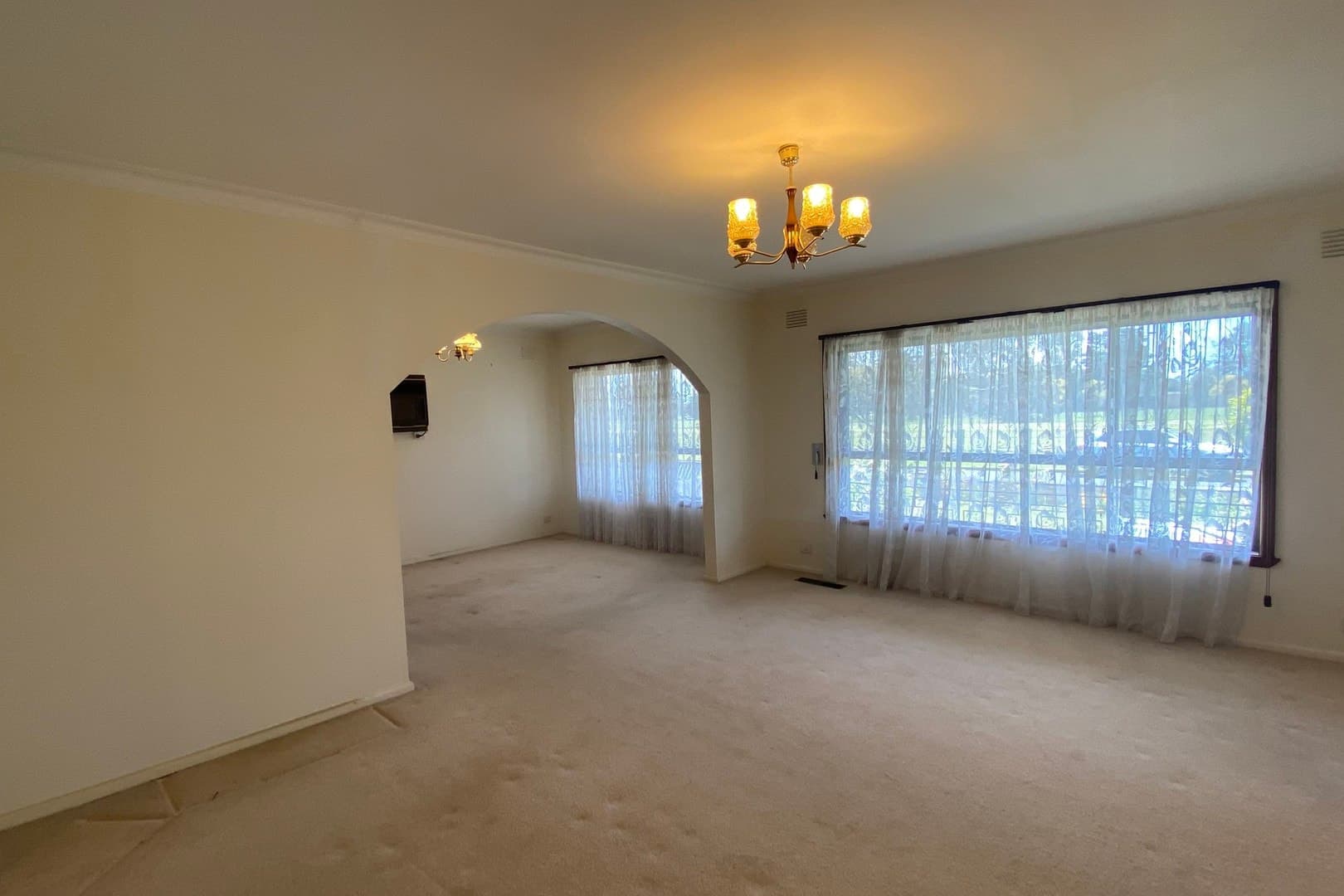 22 Aberdeen Street, Reservoir, VIC 3073, Reservoir - Thumbnail 4