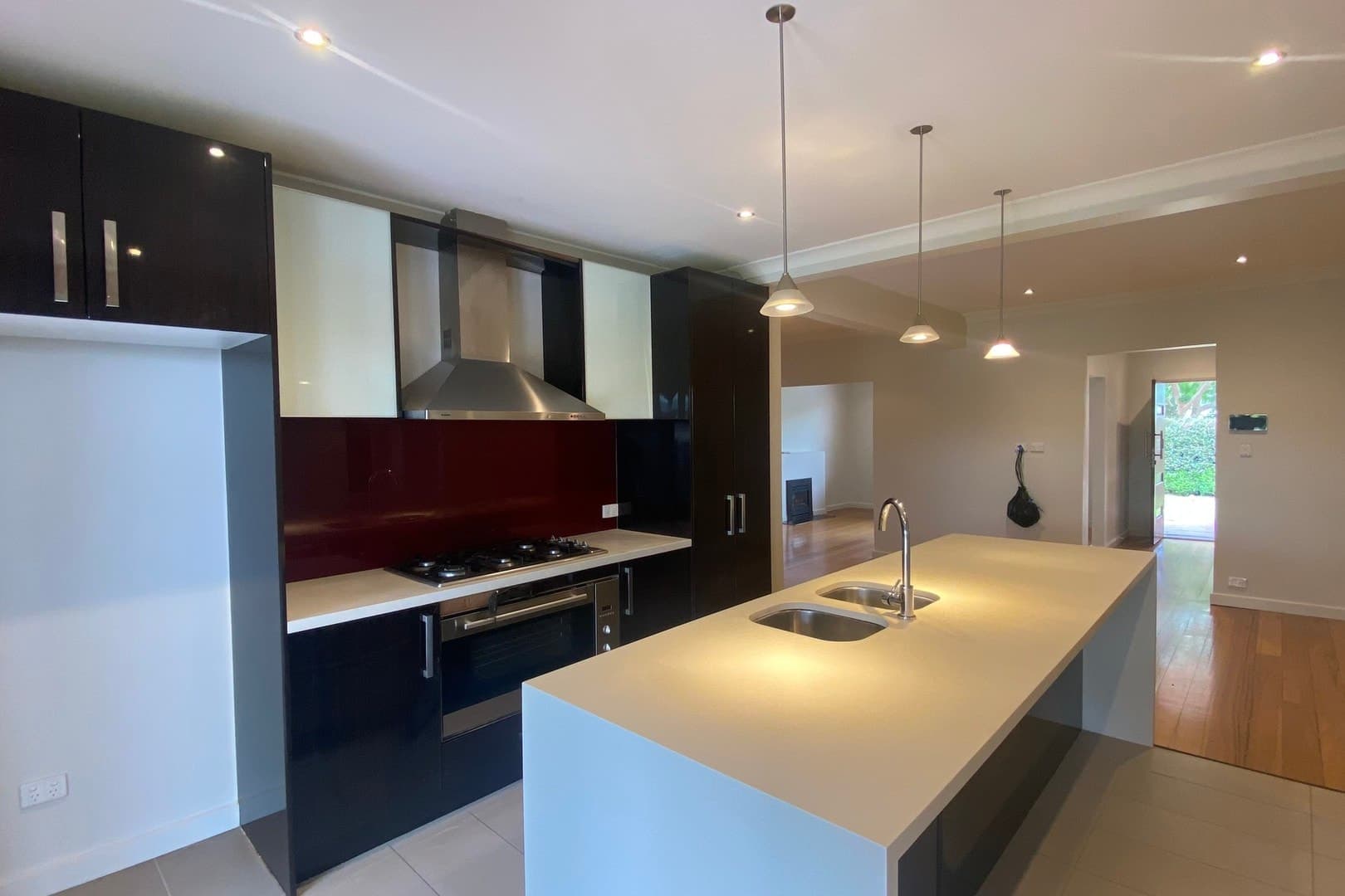 10 Vale Street, Reservoir, VIC 3073, Reservoir - Thumbnail 6