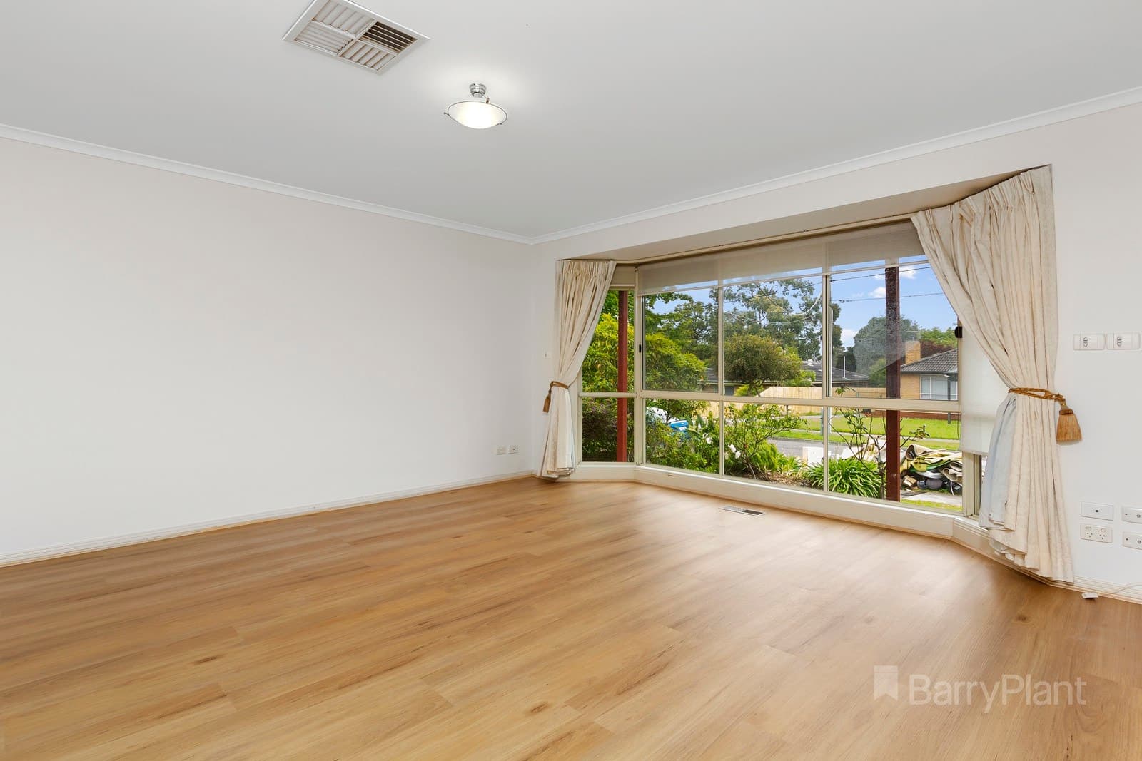 2/14 Edward Street, Bayswater, VIC 3153, Bayswater - Thumbnail 2