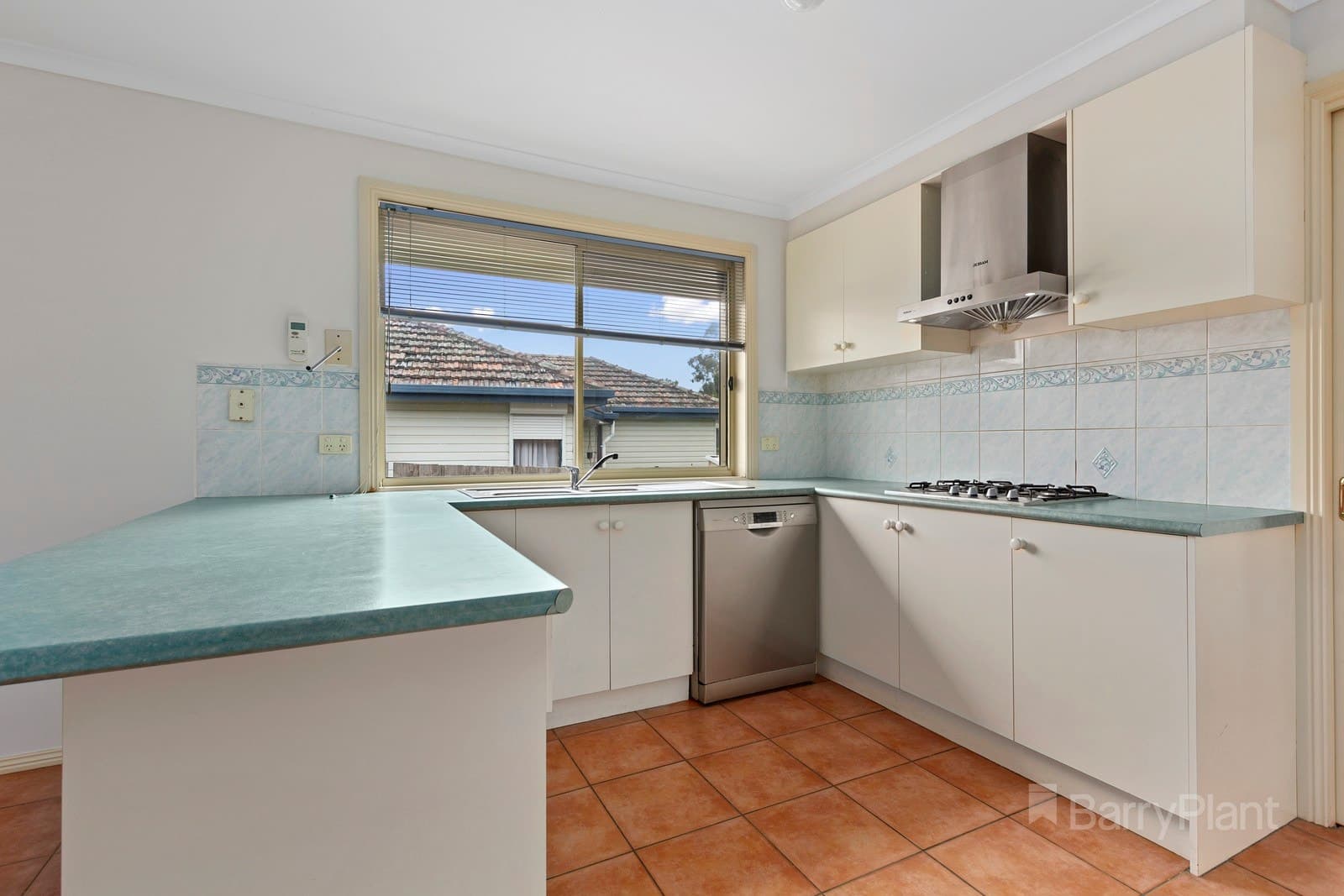 2/14 Edward Street, Bayswater, VIC 3153, Bayswater - Thumbnail 3