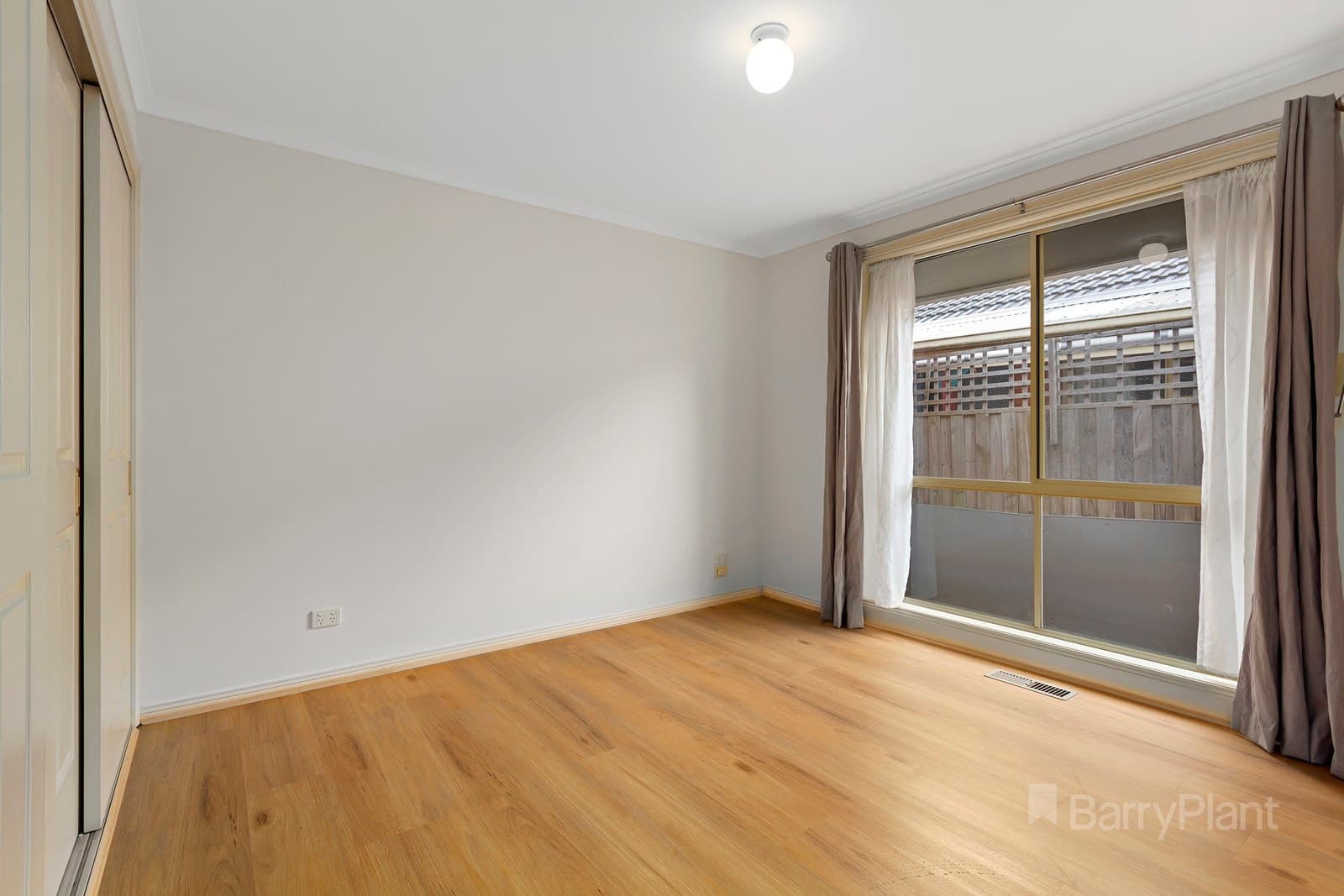 2/14 Edward Street, Bayswater, VIC 3153, Bayswater - Thumbnail 4