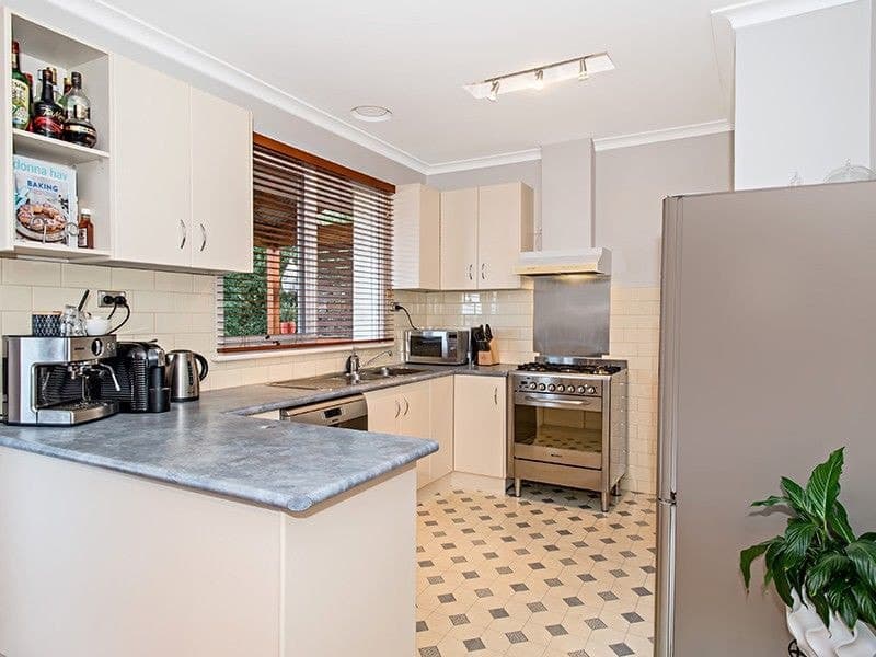 15 Kingsley Road, Airport West, VIC 3042, Airport West - Thumbnail 2