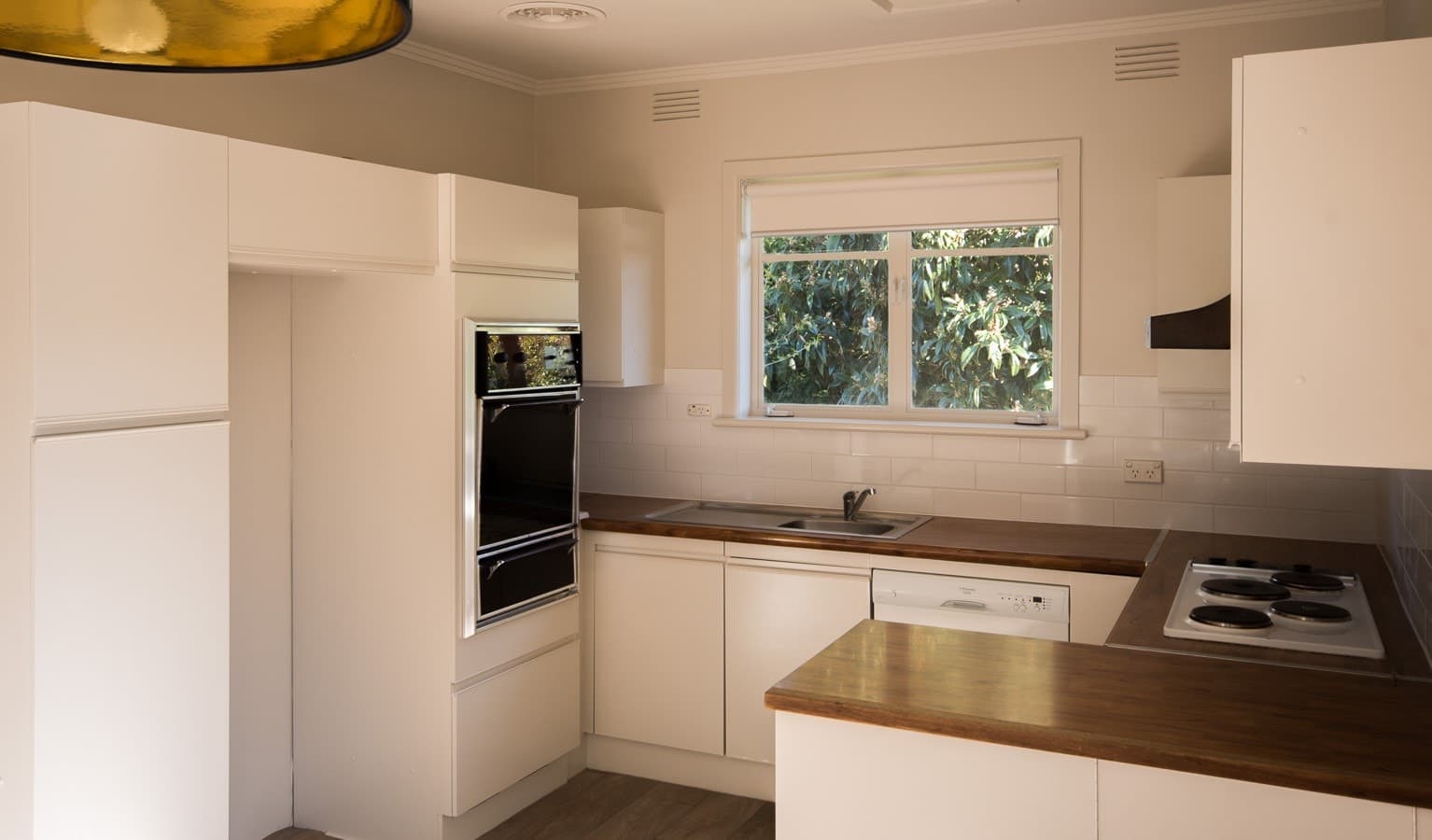 11 Carrathool Street, Bulleen, VIC 3105, Bulleen - Thumbnail 2