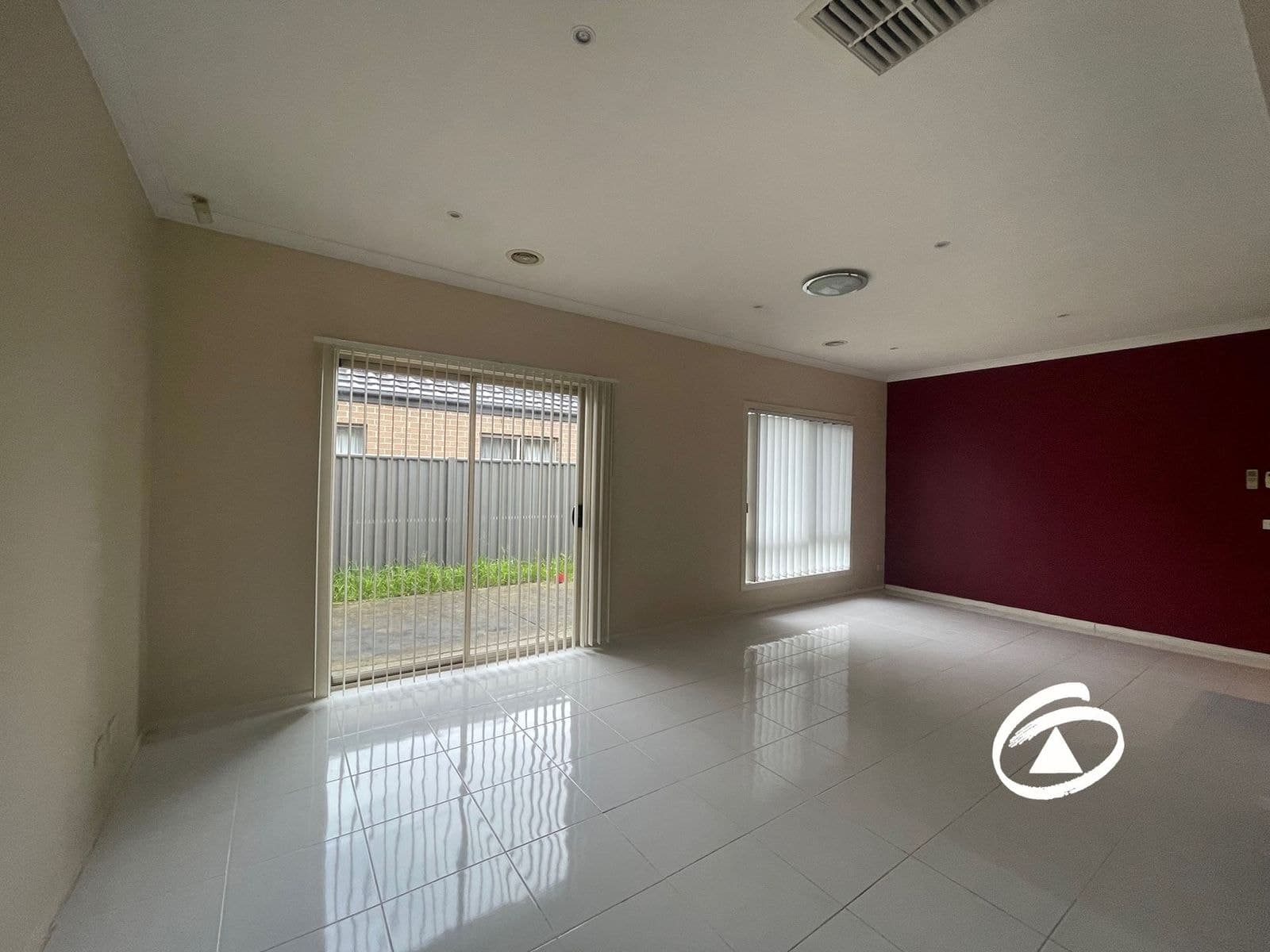 17 Peregrine Street, Cranbourne North VIC 3977, Cranbourne North - Thumbnail 4
