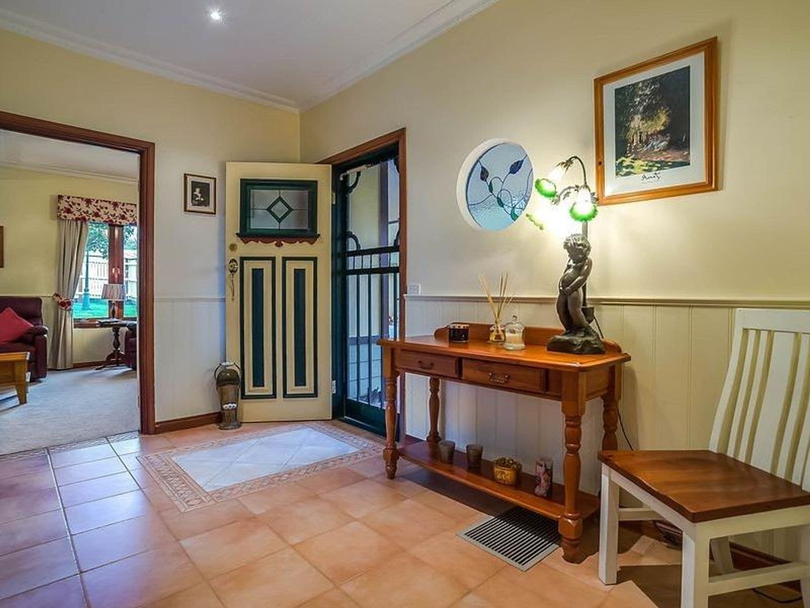 64 Ferguson Street, Upwey VIC 3158, Upwey - Thumbnail 3