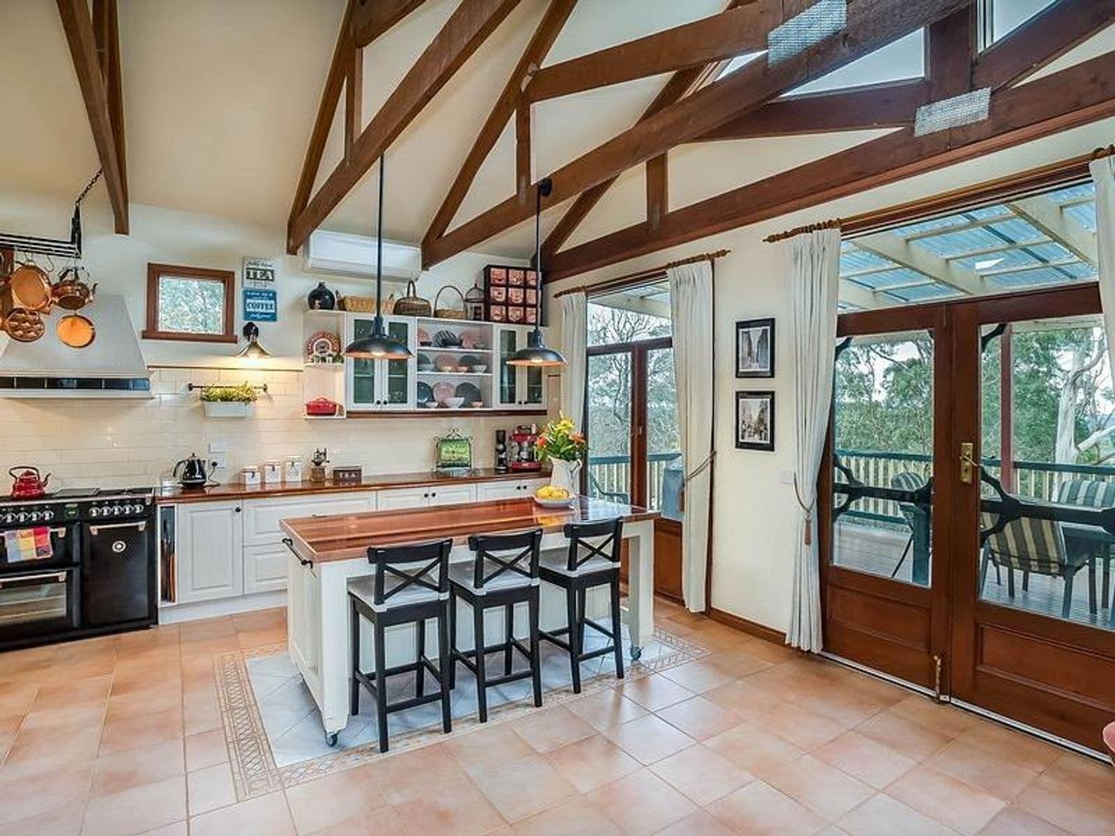 64 Ferguson Street, Upwey VIC 3158, Upwey - Thumbnail 6
