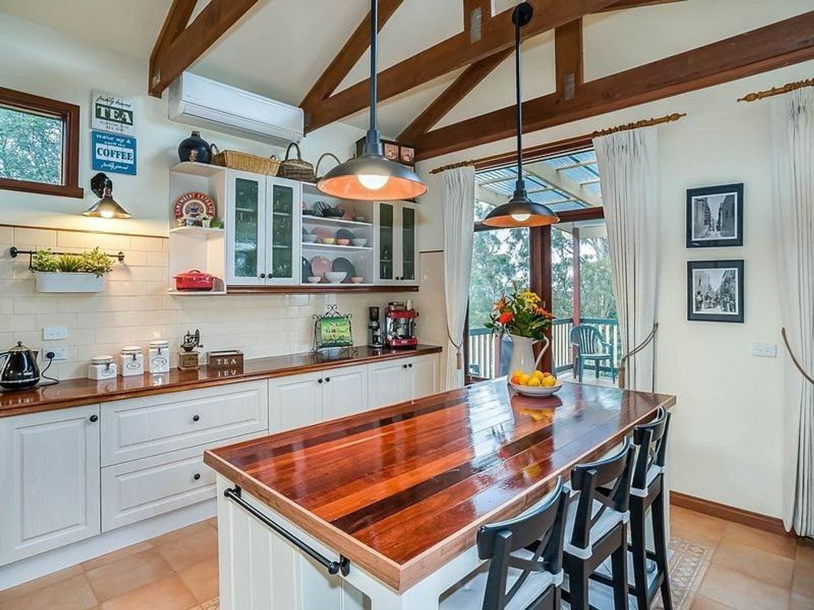 64 Ferguson Street, Upwey VIC 3158, Upwey - Thumbnail 7