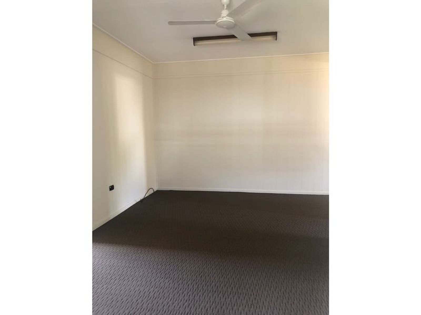 2/14 Claydon, Chinchilla QLD 4413, Chinchilla - Thumbnail 3