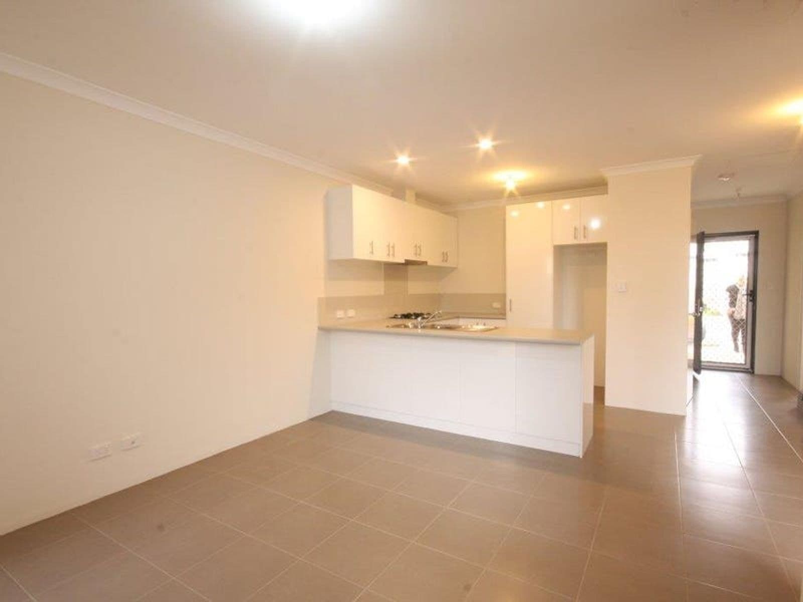 7/80 Dowitcher Loop, Gosnells WA 6110, Gosnells - Thumbnail 6