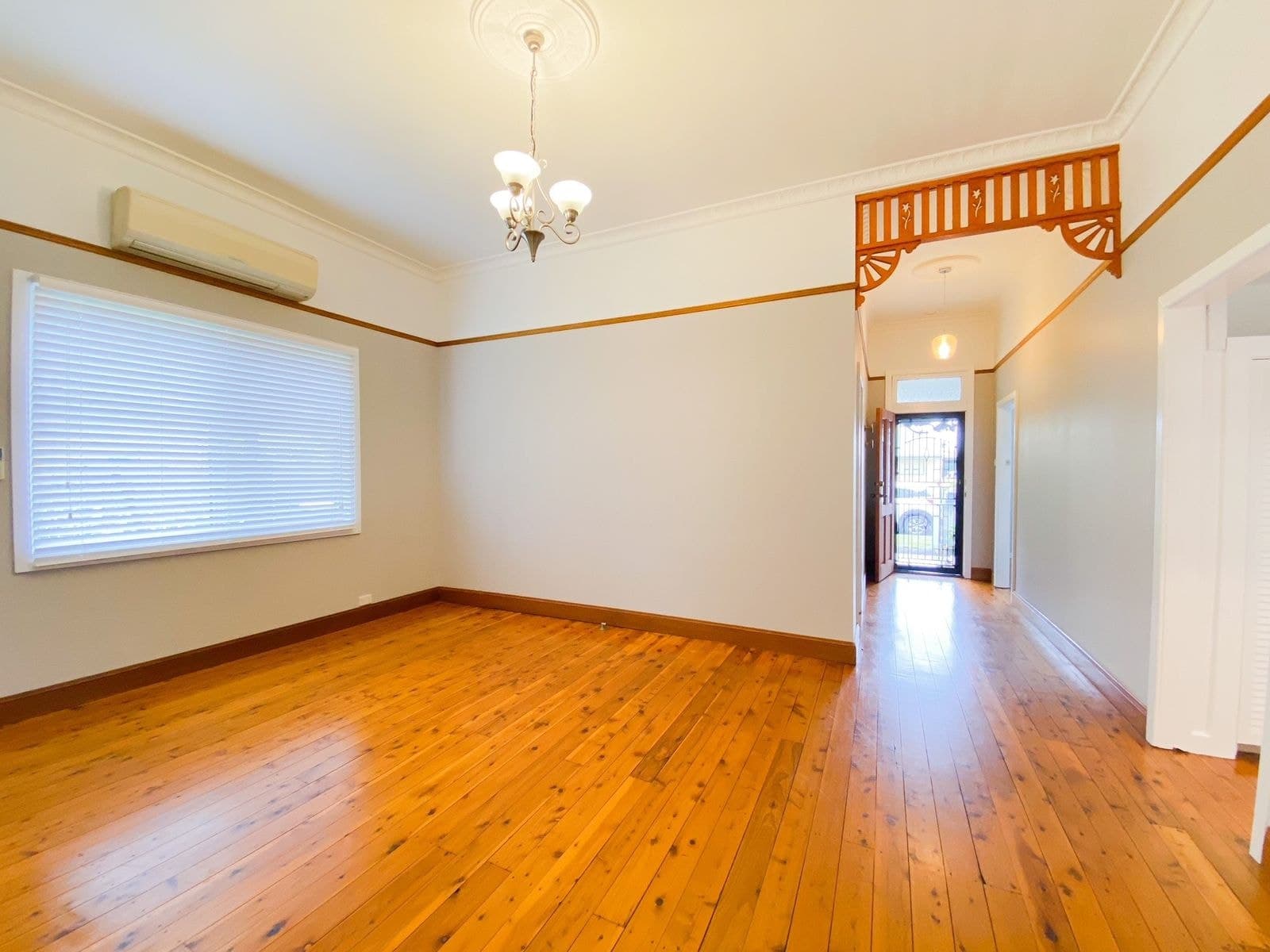 29 Moore Street, Cessnock NSW 2325, Cessnock - Thumbnail 2