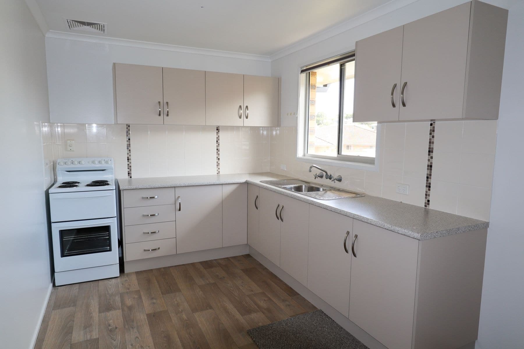1/15 Colleen Place, East Lismore NSW 2480, East Lismore - Thumbnail 2
