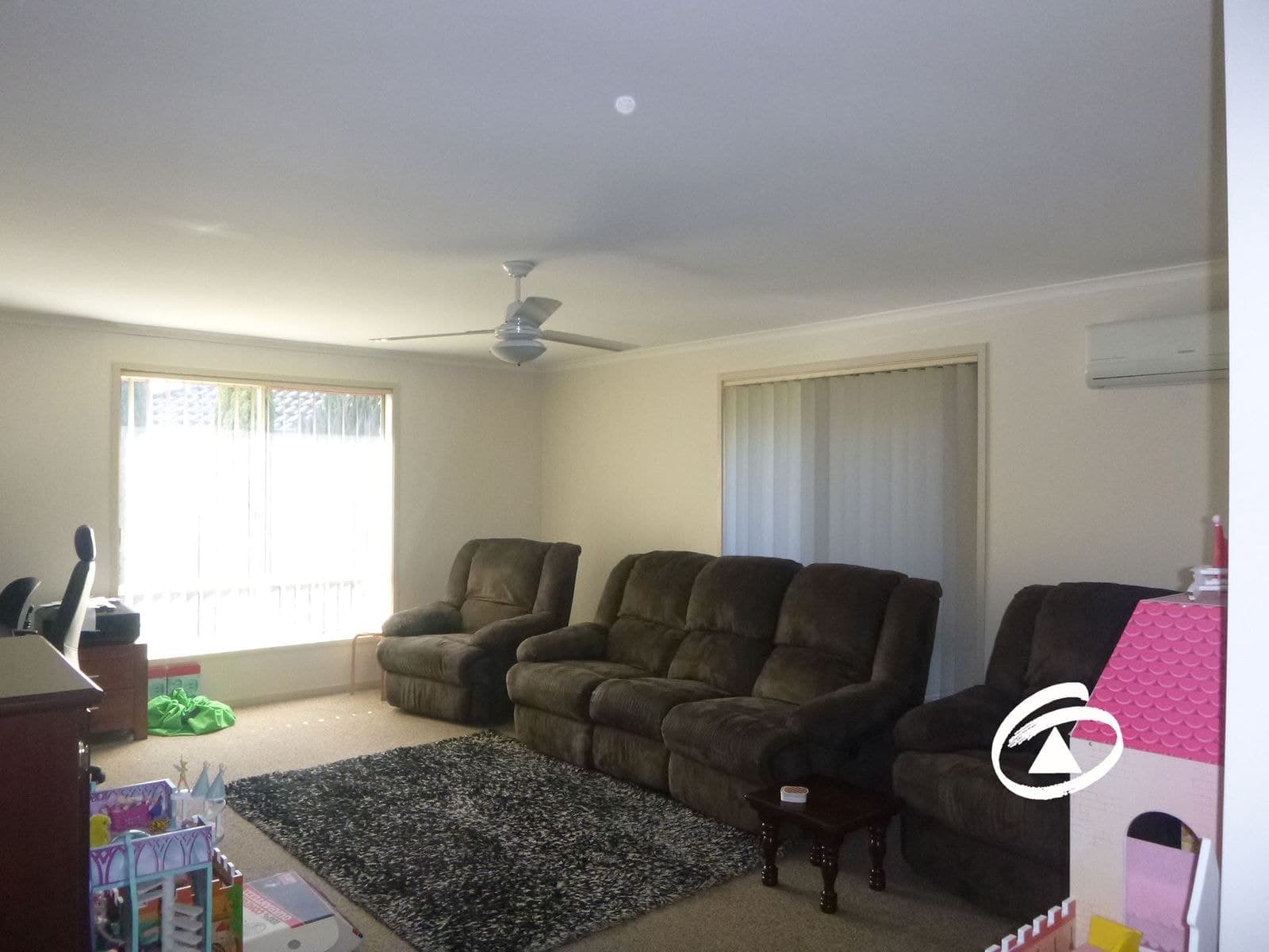 9 Claire Close, Pakenham VIC 3810, Pakenham - Thumbnail 3