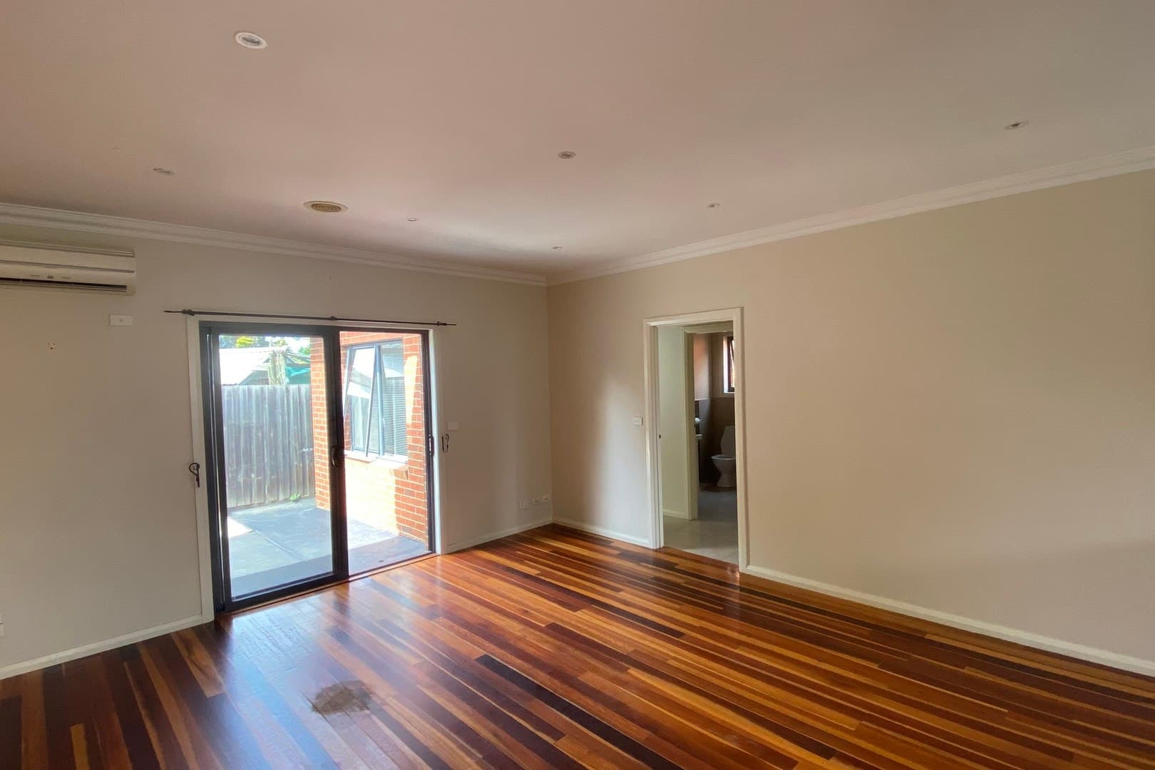 2/31 Rosenthal CrescentReservoir, VIC 3073  - Leased, Reservoir - Thumbnail 3