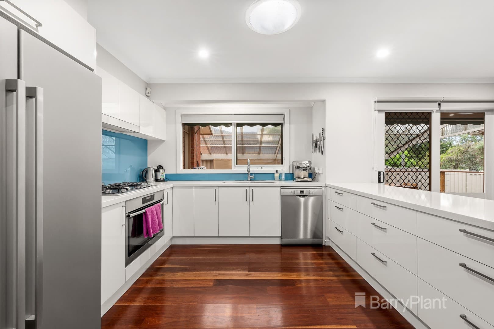 9 Parry  Road, Eltham, VIC 3095, Eltham - Thumbnail 2