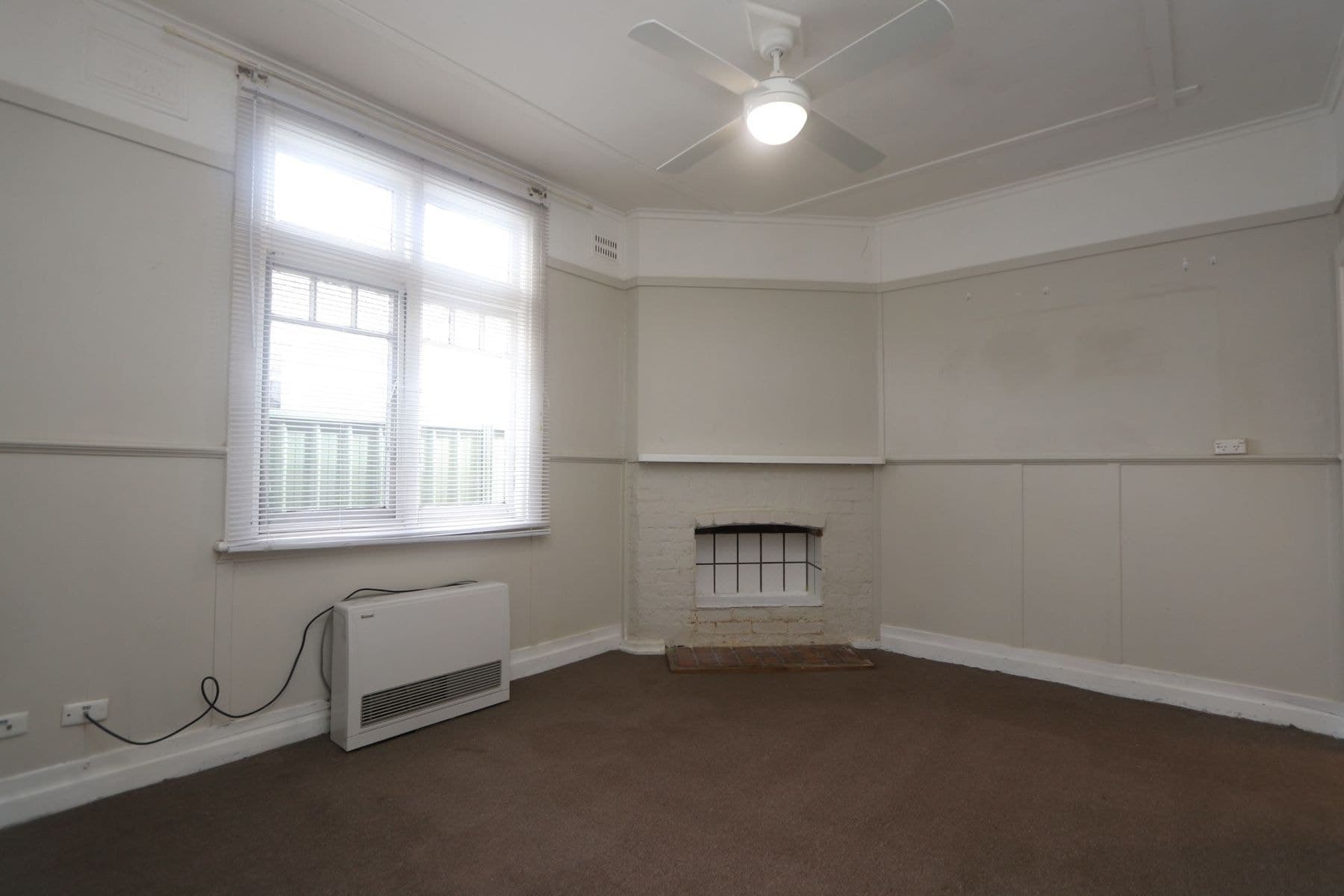 59 Opal Street, Goulburn NSW 2580, Goulburn - Thumbnail 2