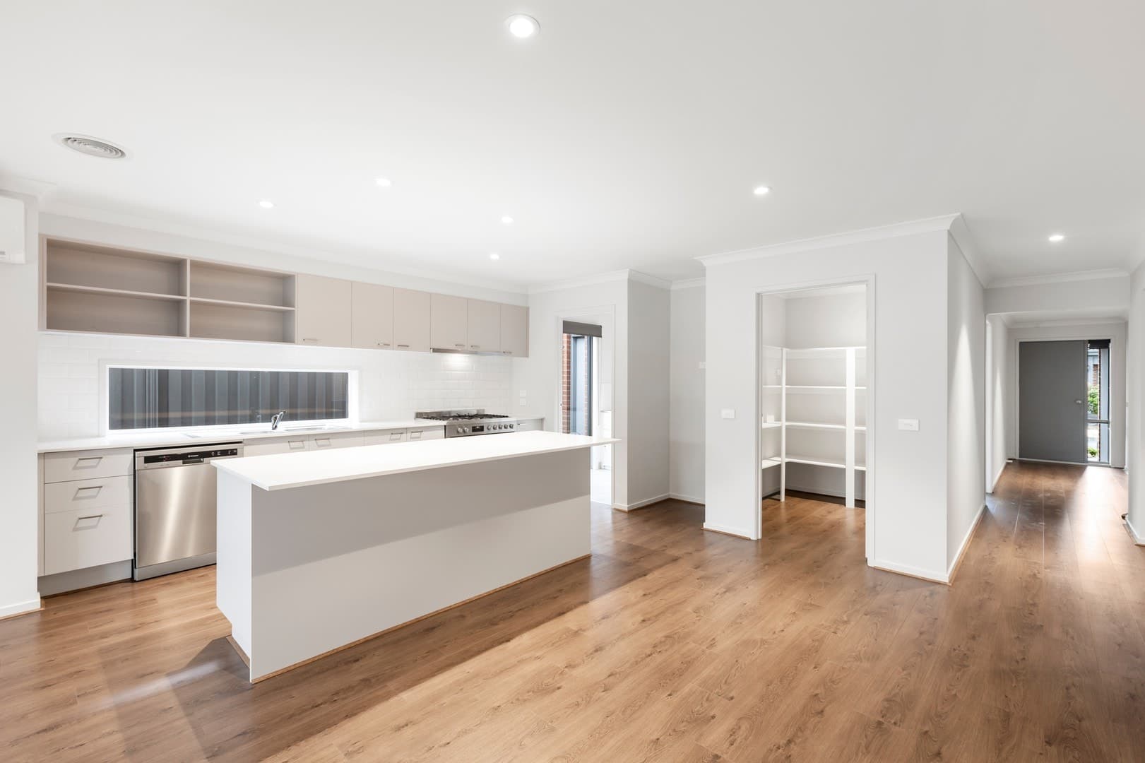 40 Freehold Street, Doreen, VIC 3754, Doreen - Thumbnail 2