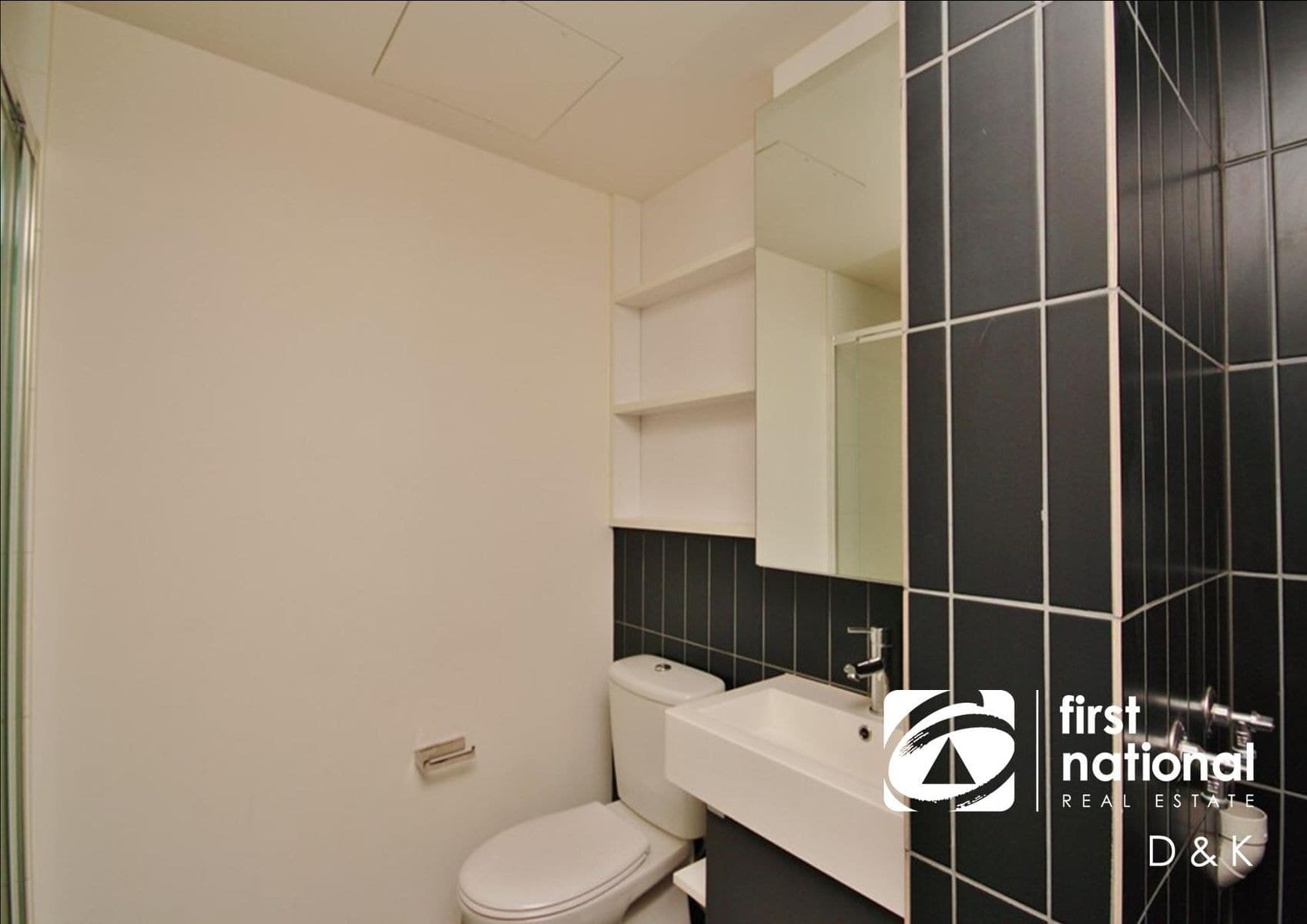 4 Cirque Drive, Footscray VIC 3011, Footscray - Thumbnail 5