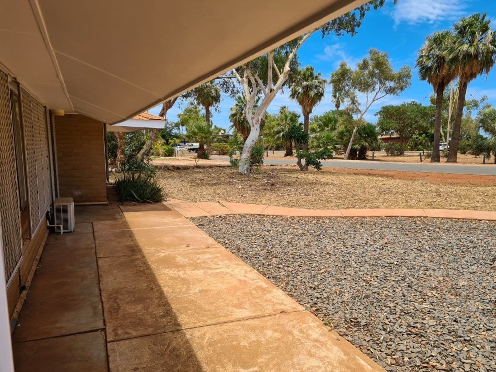 4 Hardey Crescent, Dampier WA 6713, Dampier - Thumbnail 2
