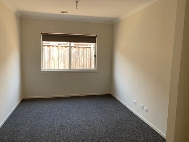 132 Laurimar Boulevard, Doreen, VIC 3754, Doreen - Thumbnail 5