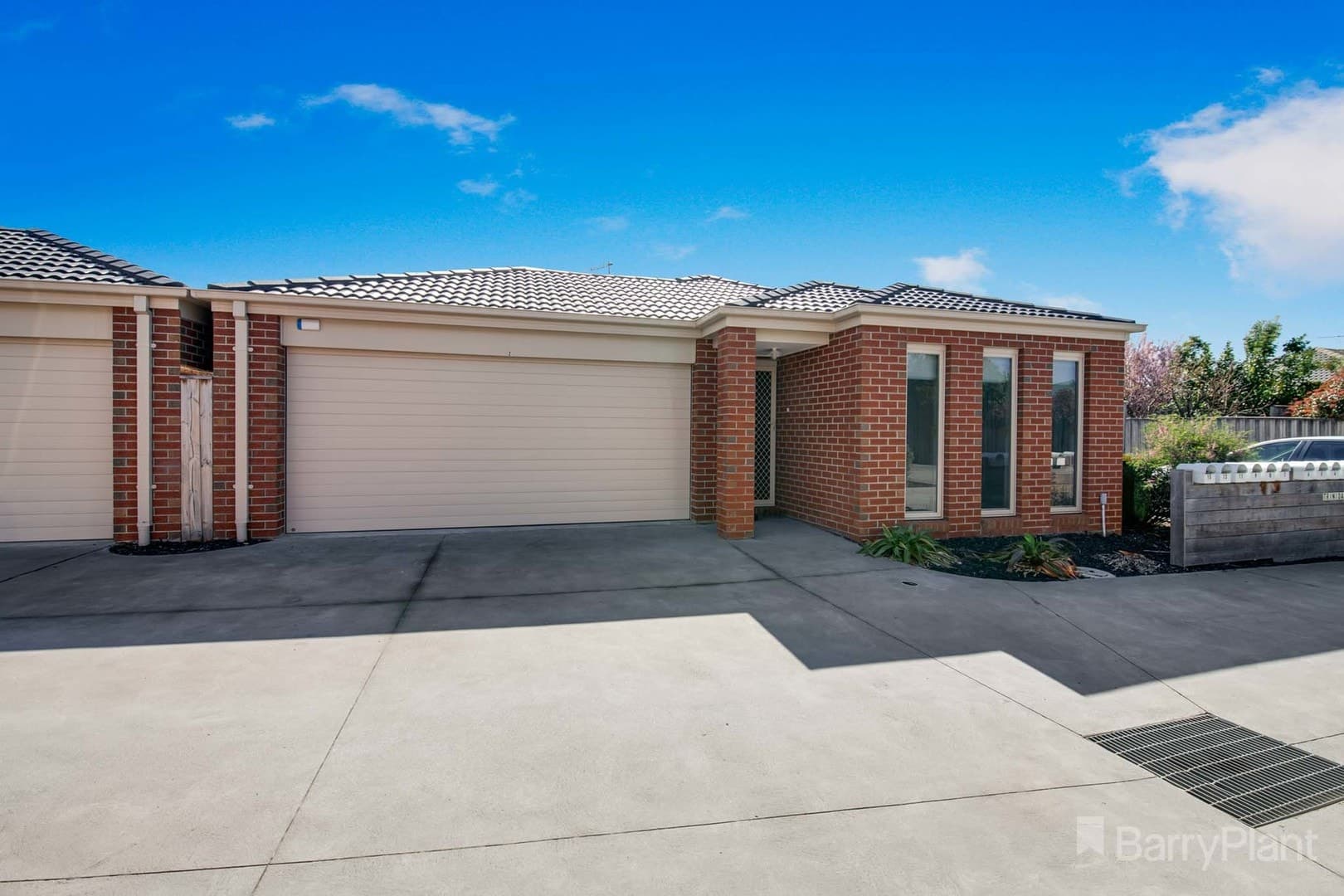 2 Trinidad Walk, Pakenham, VIC 3810, Pakenham - Thumbnail 2