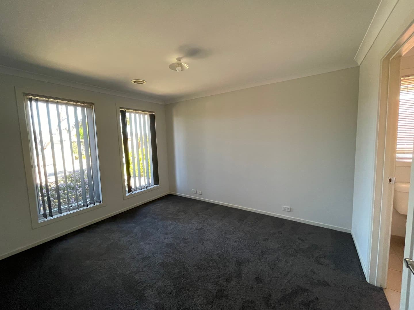 13 Isabella Way, Tarneit, VIC 3029, Tarneit - Thumbnail 3