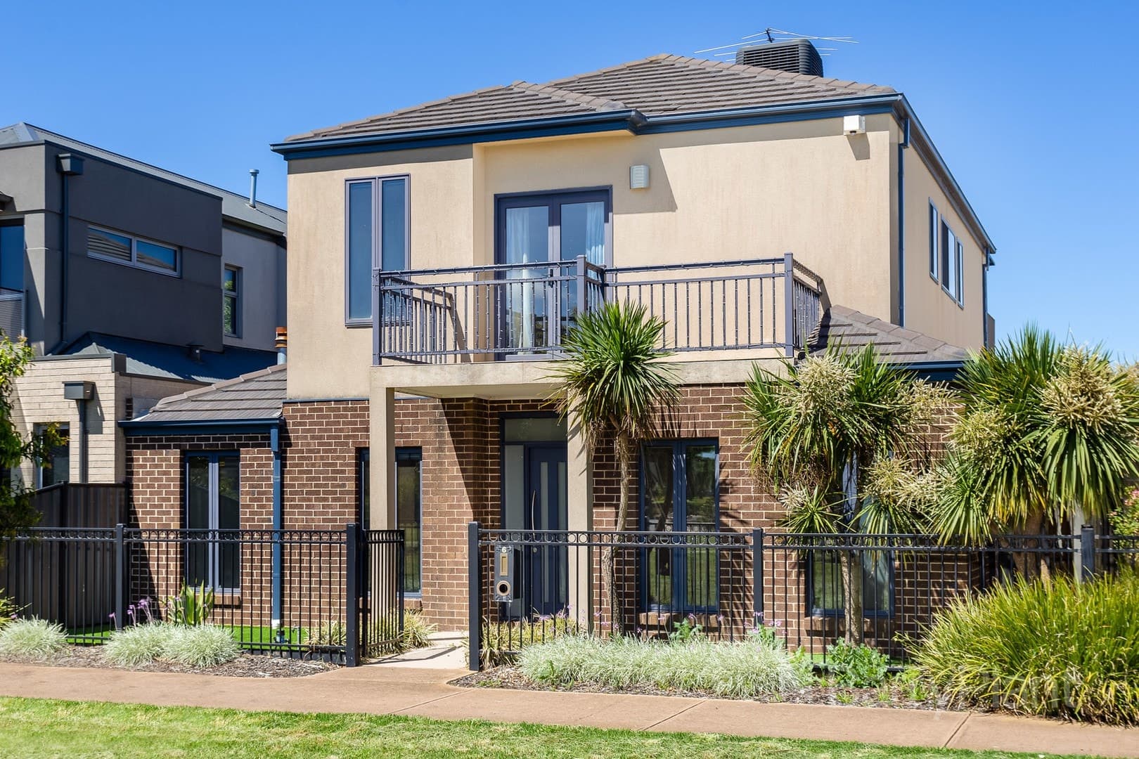 6 McCulloch Walk, Point Cook, VIC 3030, Point Cook - Image 1