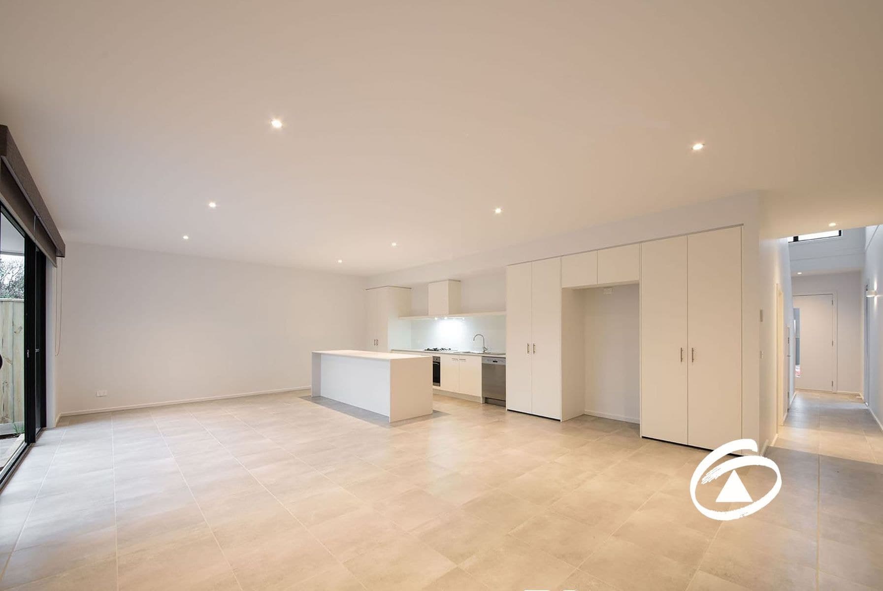 25 Willowdene Way, Berwick VIC 3806, Berwick - Thumbnail 4