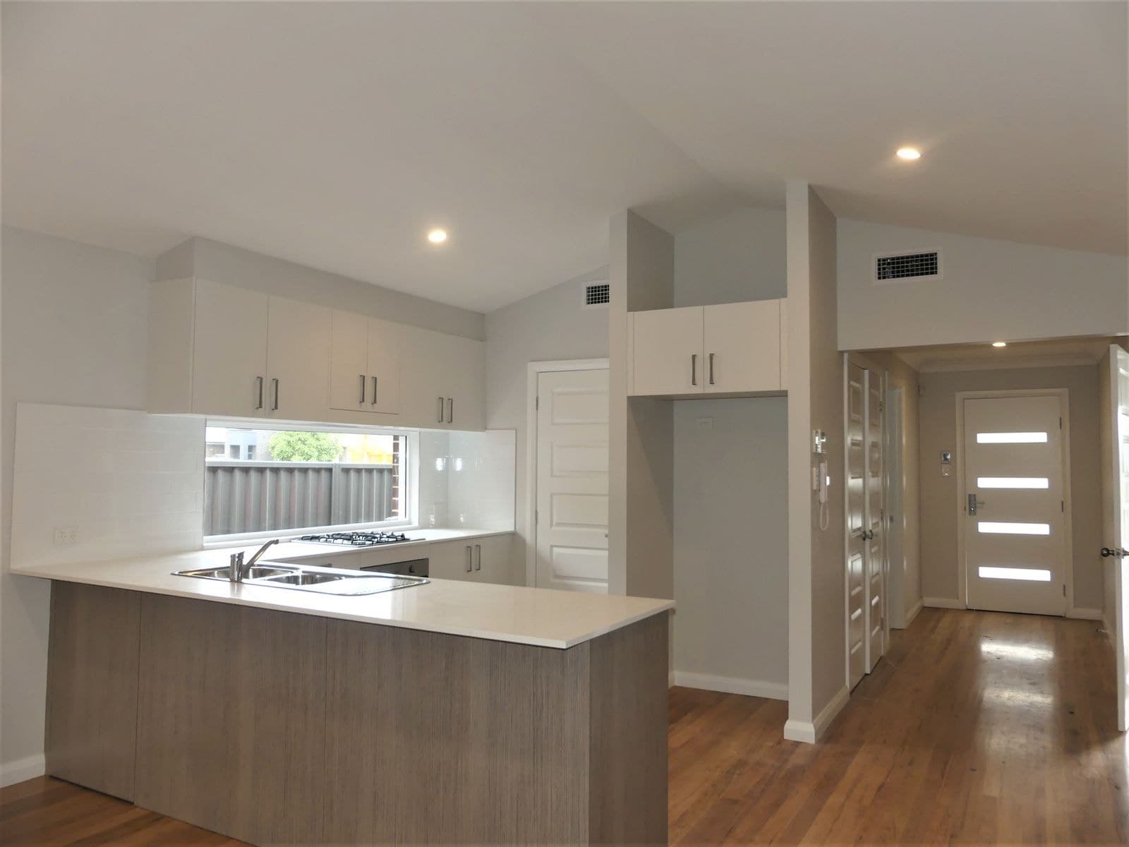 1/9 Howard Loop, Oran Park NSW 2570, Oran Park - Thumbnail 2