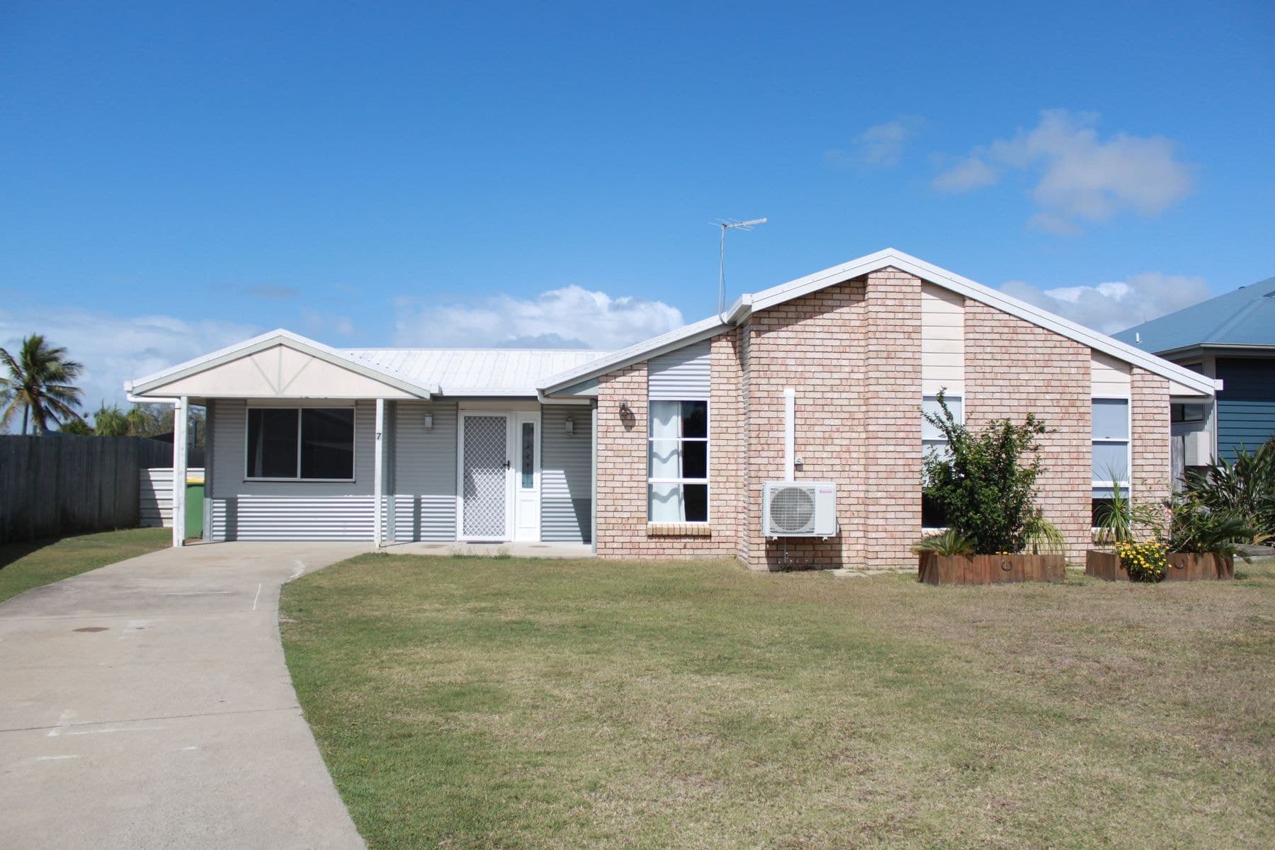 7 Castaway Close, Salonika Beach QLD 4740, Salonika Beach - Thumbnail 2