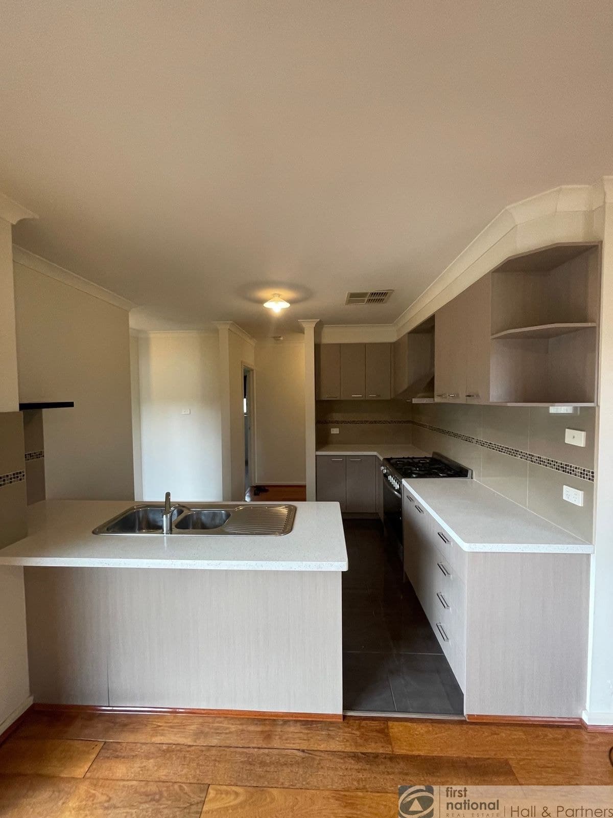 1/53 Boyd Street, Dandenong VIC 3175, Dandenong - Thumbnail 3
