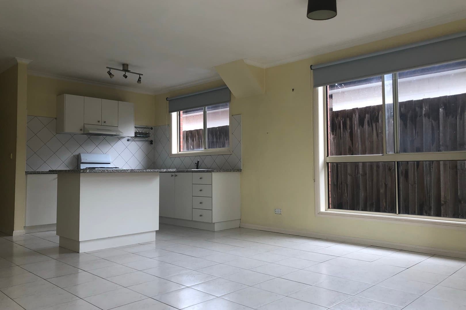 1/10 Winston Street, Lalor, VIC 3075, Lalor - Thumbnail 2