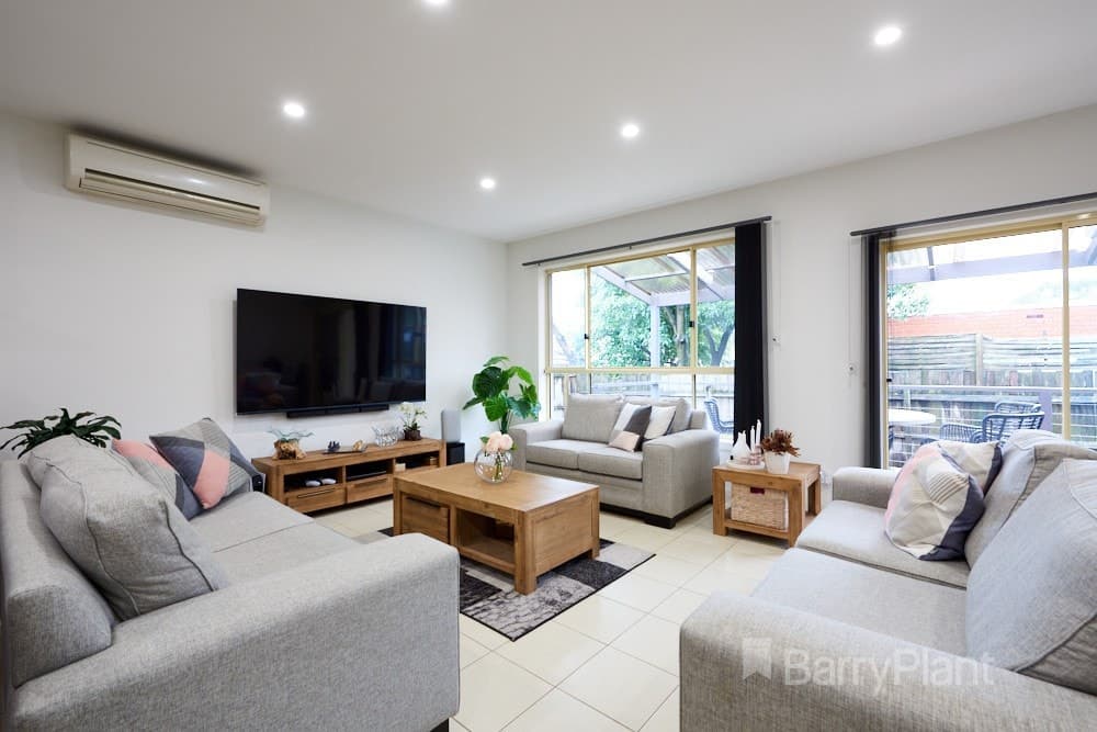 2/26 Olive Road, Eumemmerring, VIC 3177, Eumemmerring - Thumbnail 2