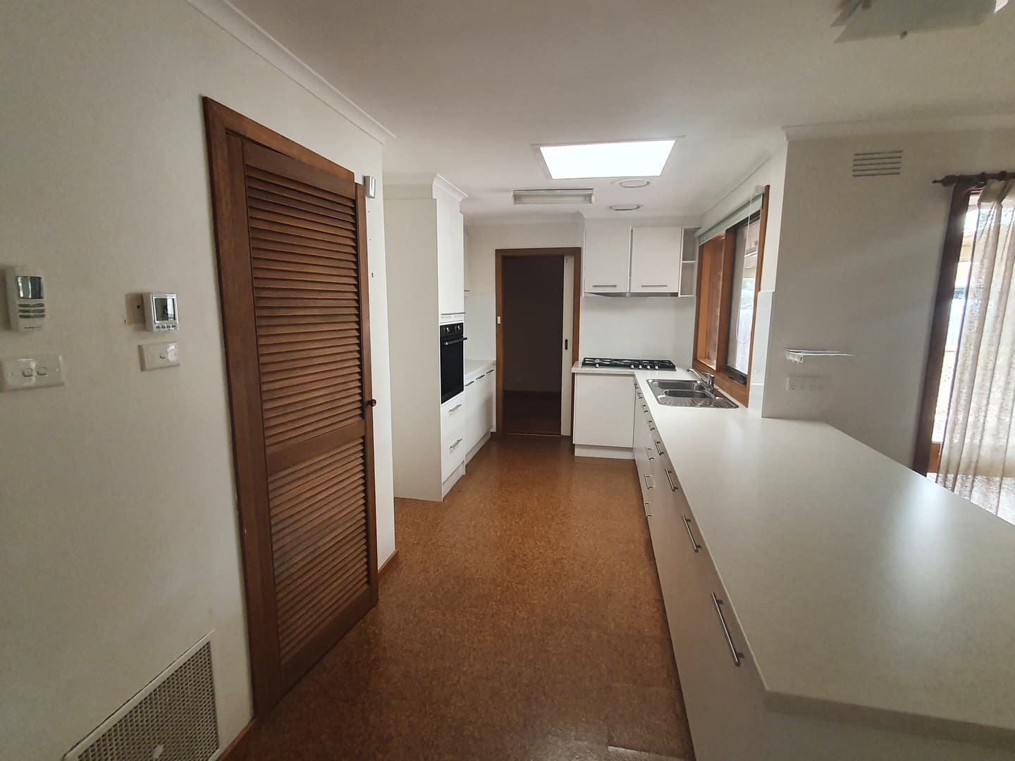 3 Kameruka Court, Werribee, VIC 3030, Werribee - Thumbnail 4