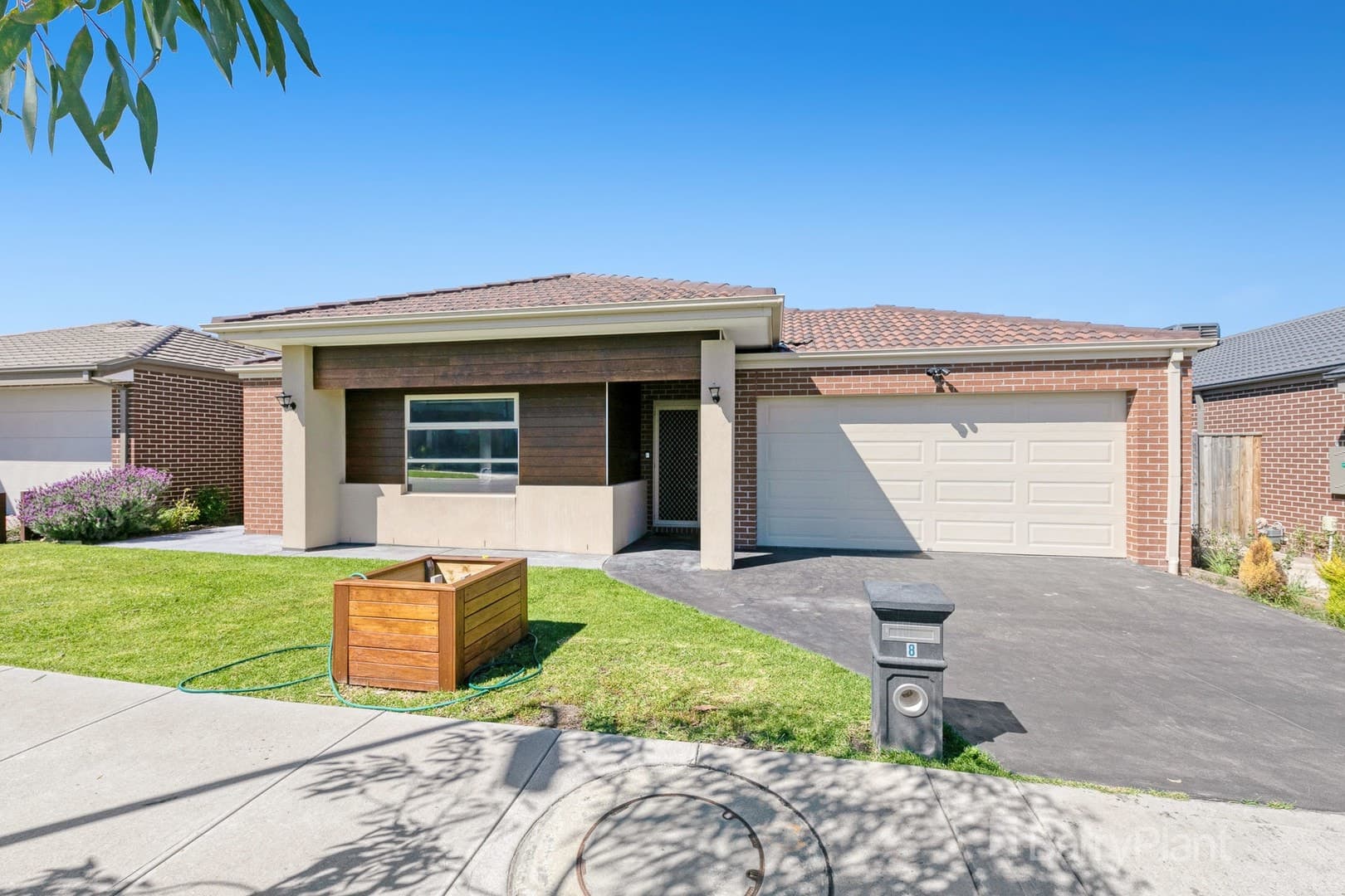 8 Faulkner Drive, Officer, VIC 3809, Officer - Thumbnail 2