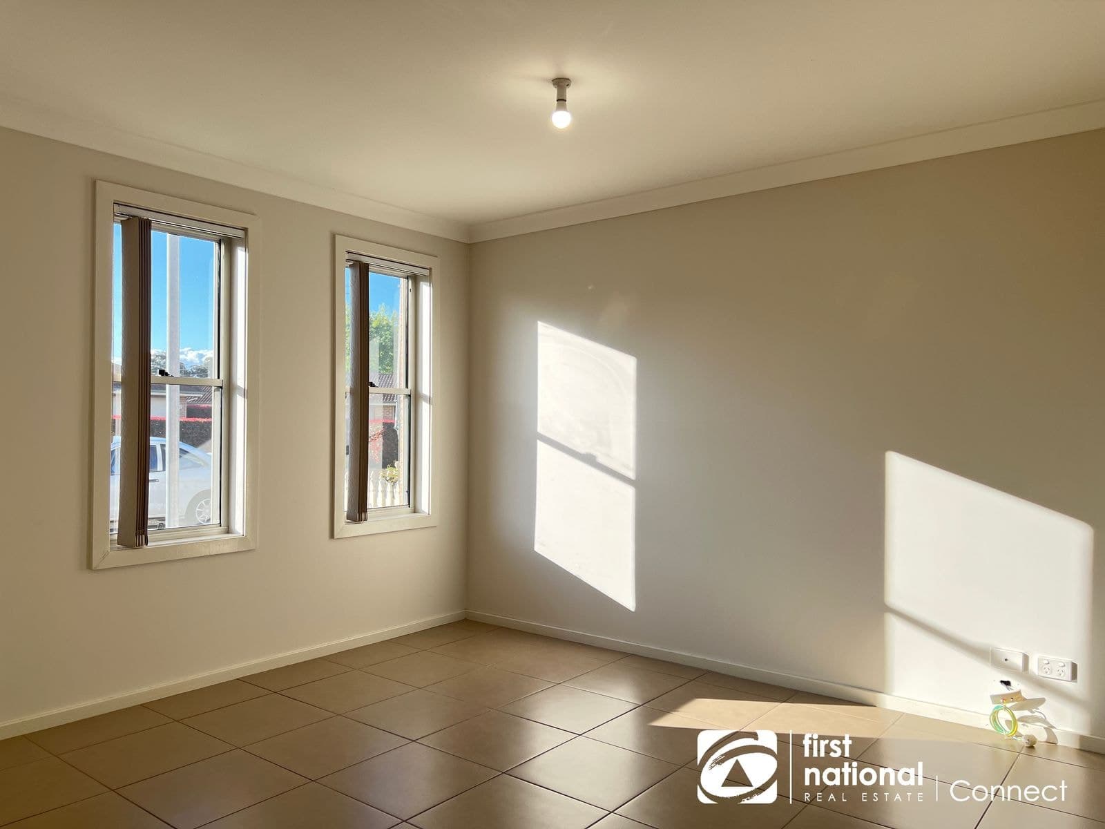 3/10 Charles Street, North Richmond NSW 2754, North Richmond - Thumbnail 2