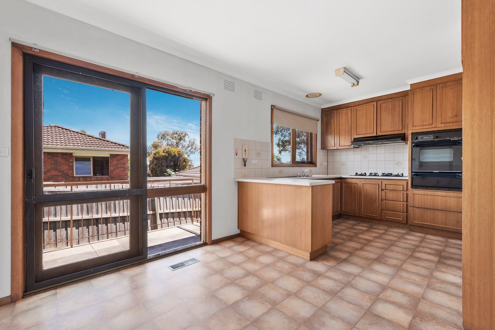 1/61-63 George  Street, Doncaster East, VIC 3109, Doncaster East - Thumbnail 2