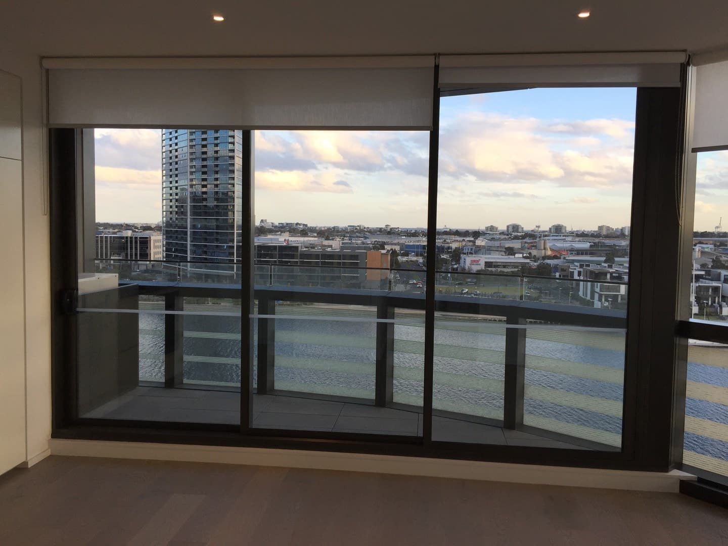 1709N/889 Collins Street, Docklands, VIC 3008, Docklands - Thumbnail 2