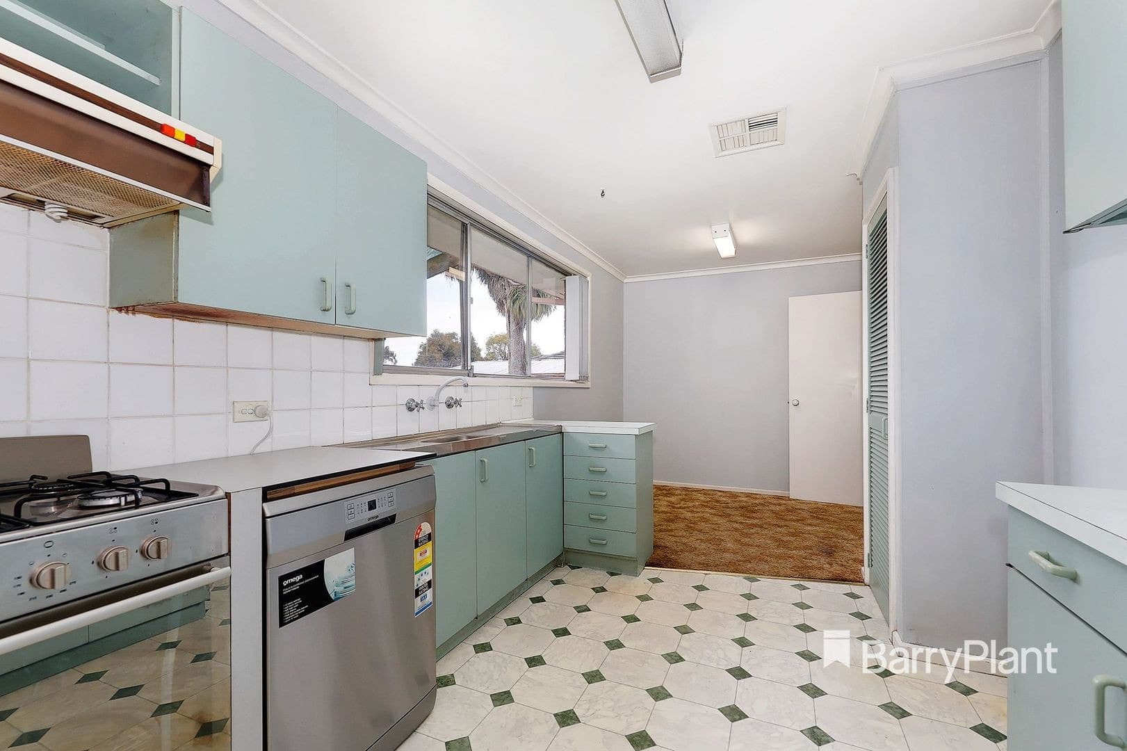 5 Hall Road, Gladstone Park, VIC 3043, Gladstone Park - Thumbnail 5